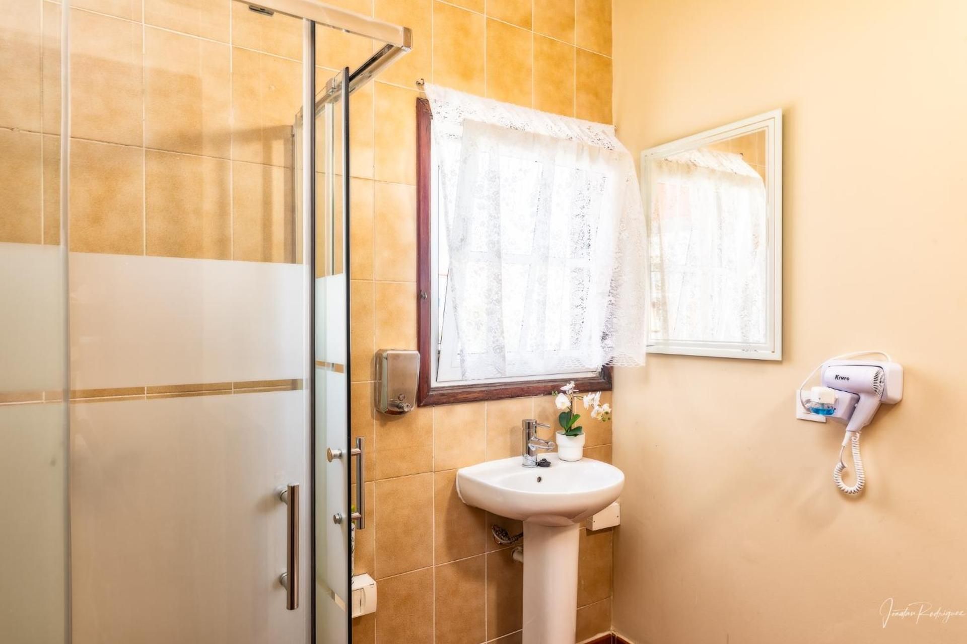 Casa Jurado Double Room with Private External Bathroom 46