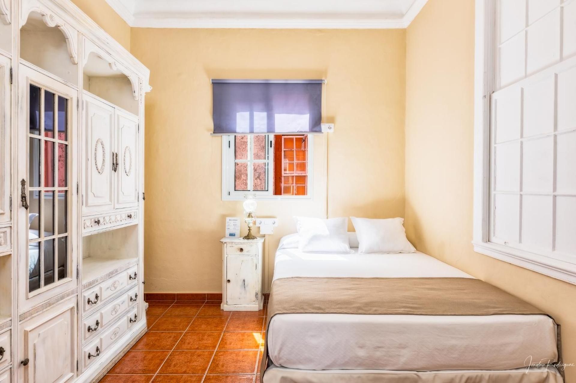 Casa Jurado Double Room with Private External Bathroom 11