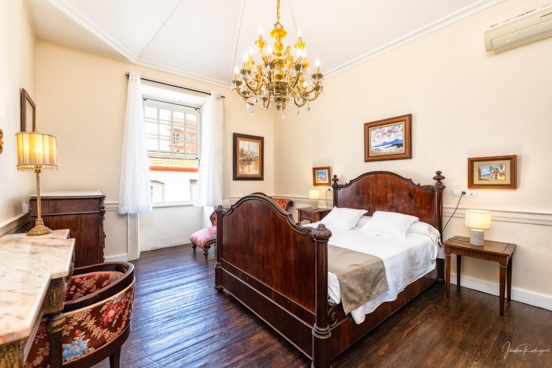 Casa Jurado Double Room with Private External Bathroom 26