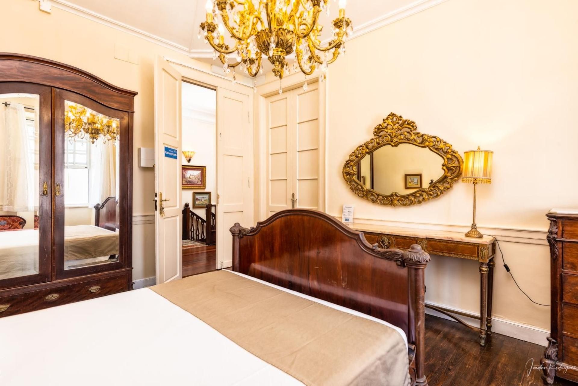 Casa Jurado Double Room with Private External Bathroom 31