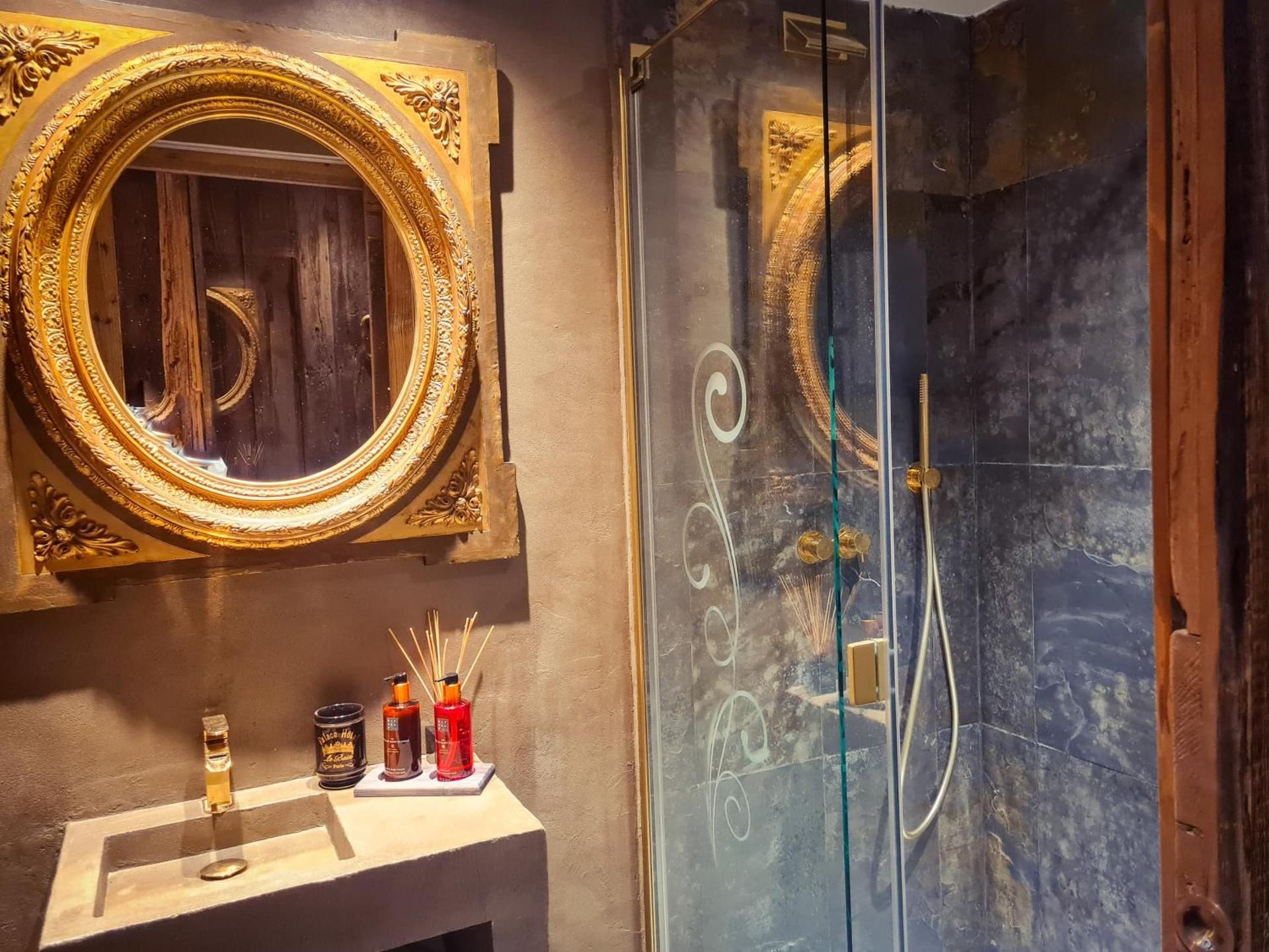 Apartamentos El Rincon de Usana Zona Zero Deluxe Suite with Spa Bath 3