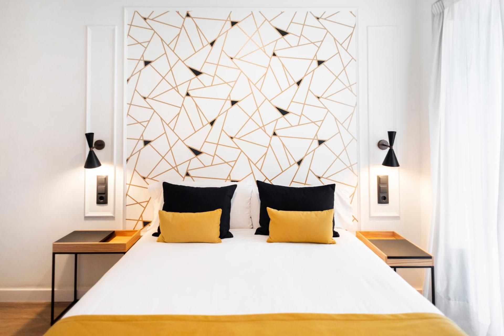 Blanq Comedias Double Room 2