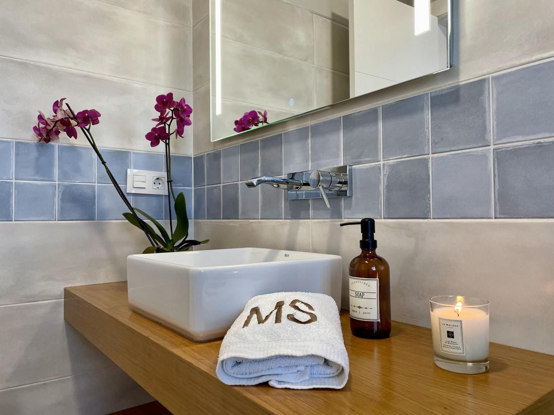 Apartamentos MadreSelva Apartment with Garden View 10