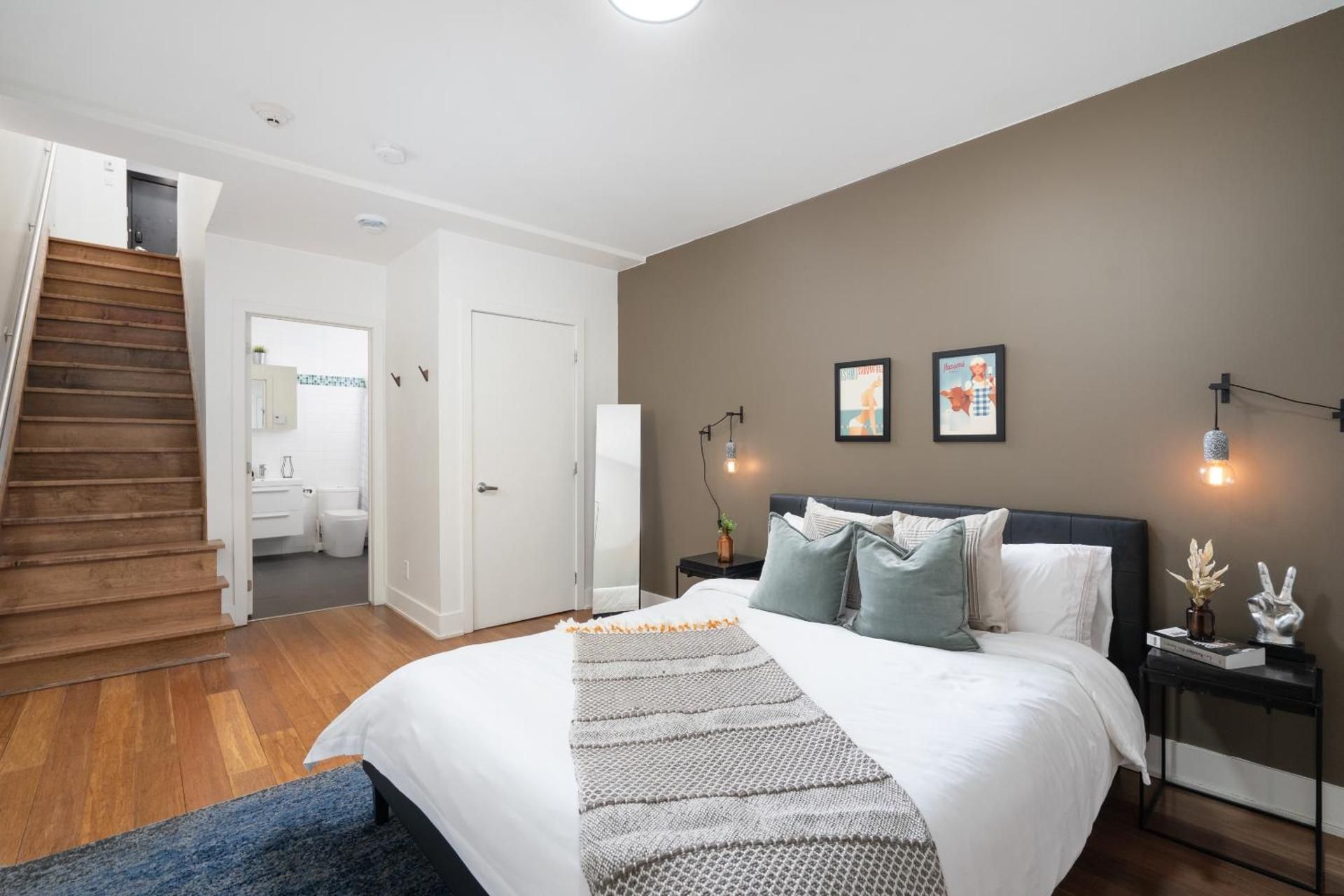 Apartment - Split Level