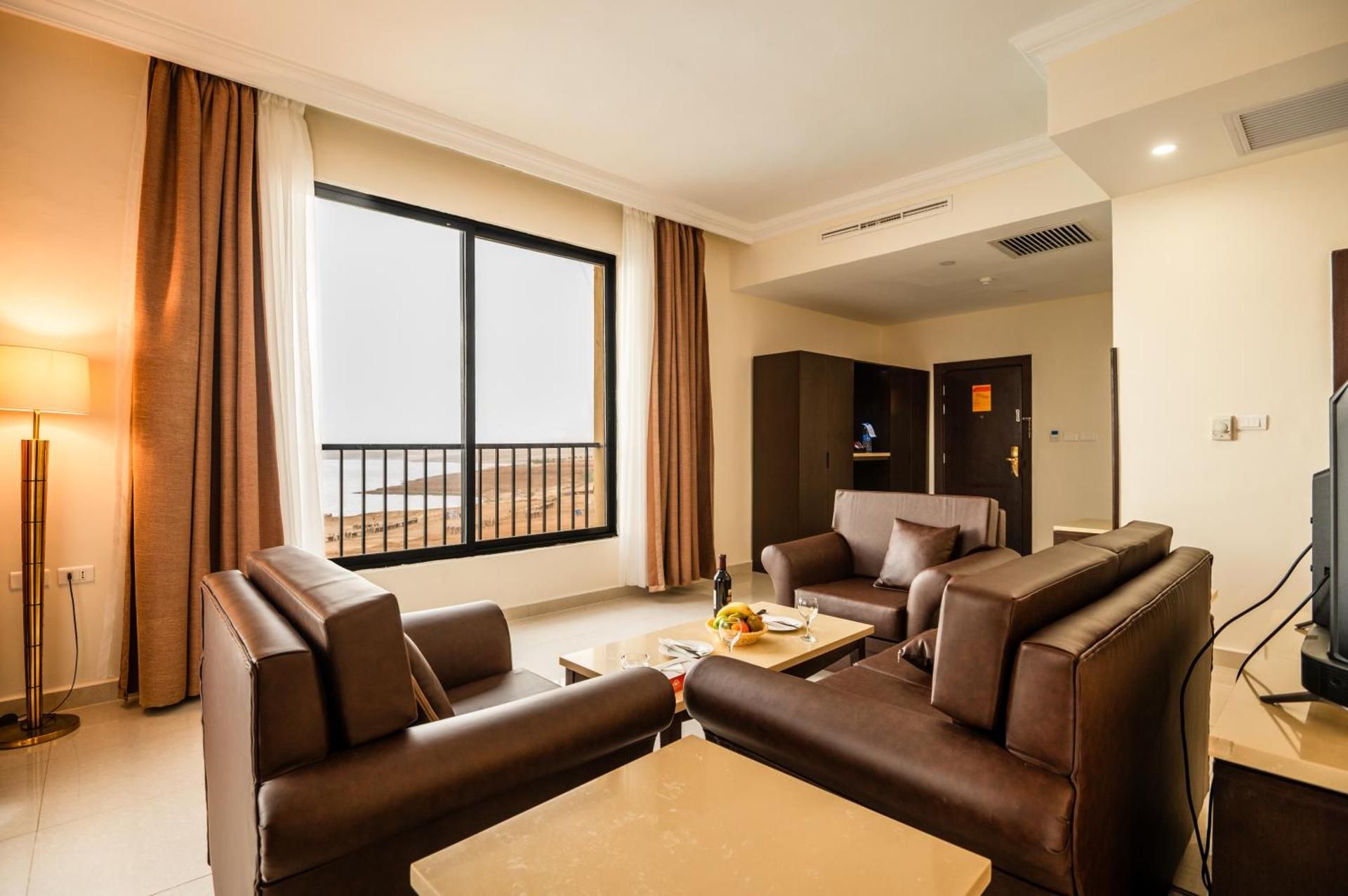 Deluxe Suite with Sea View