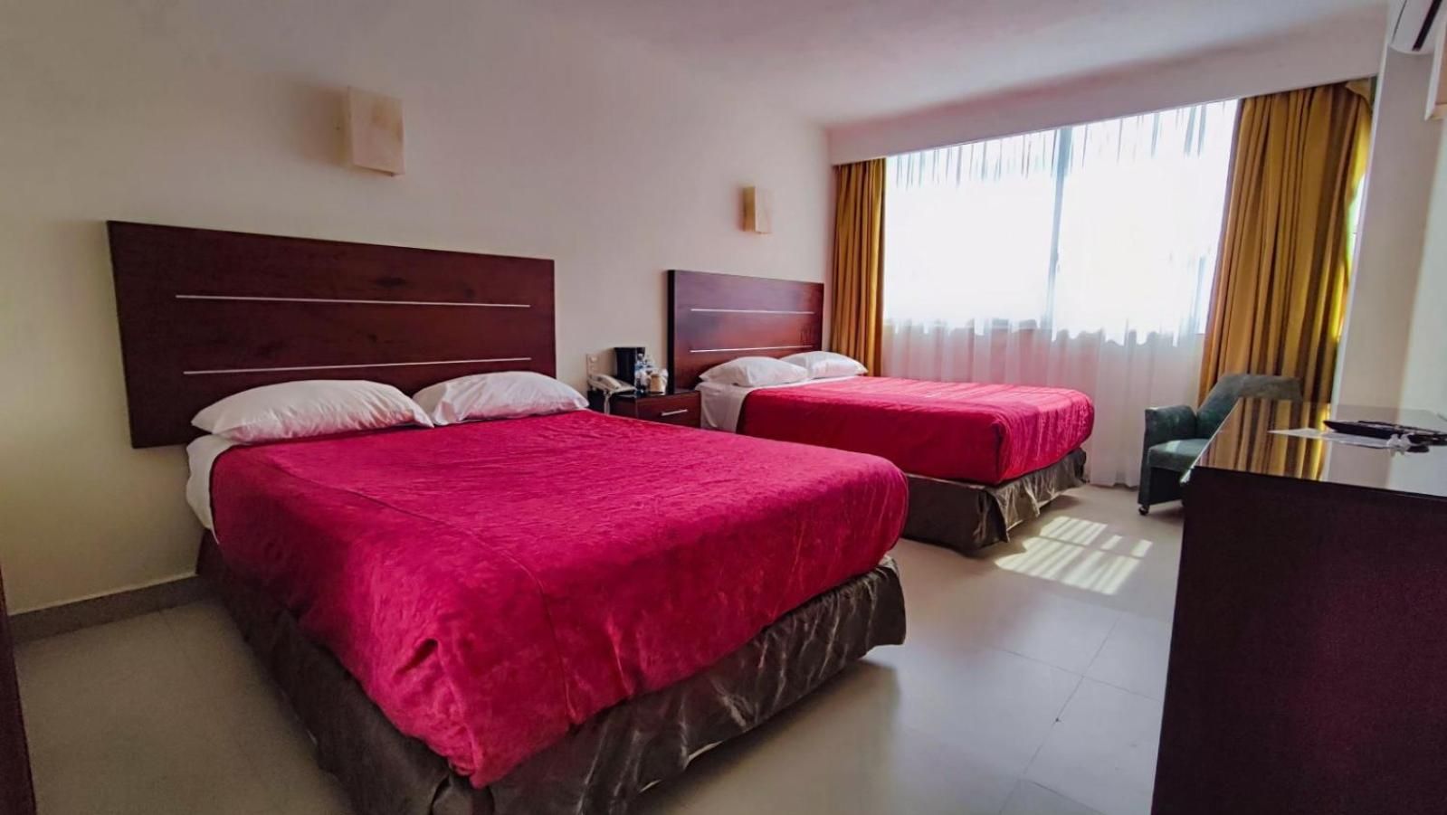 May Palace Hotel Double Room with Two Double Beds 2