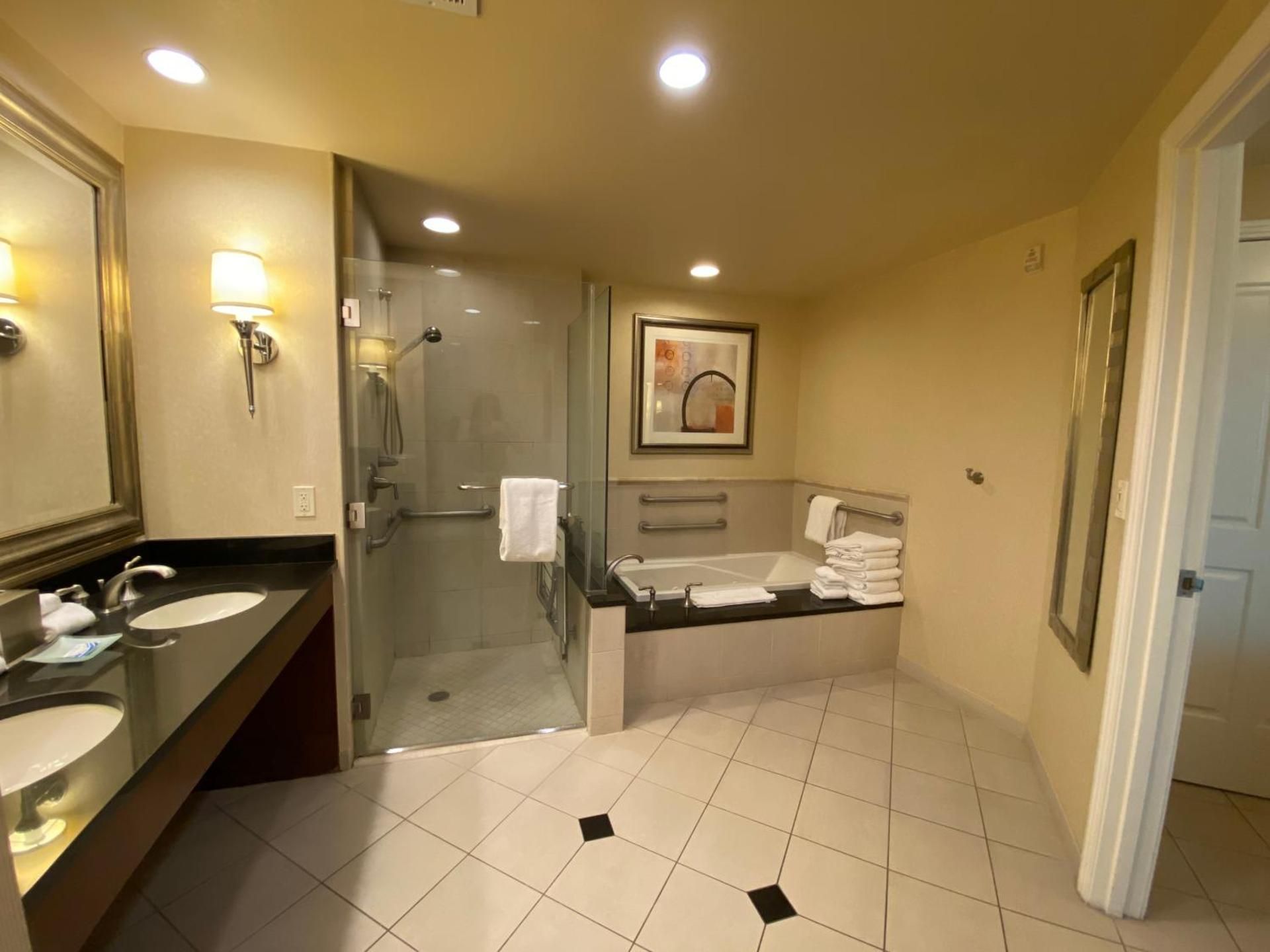 MGM Signature Studios by FantasticStay King Studio 9