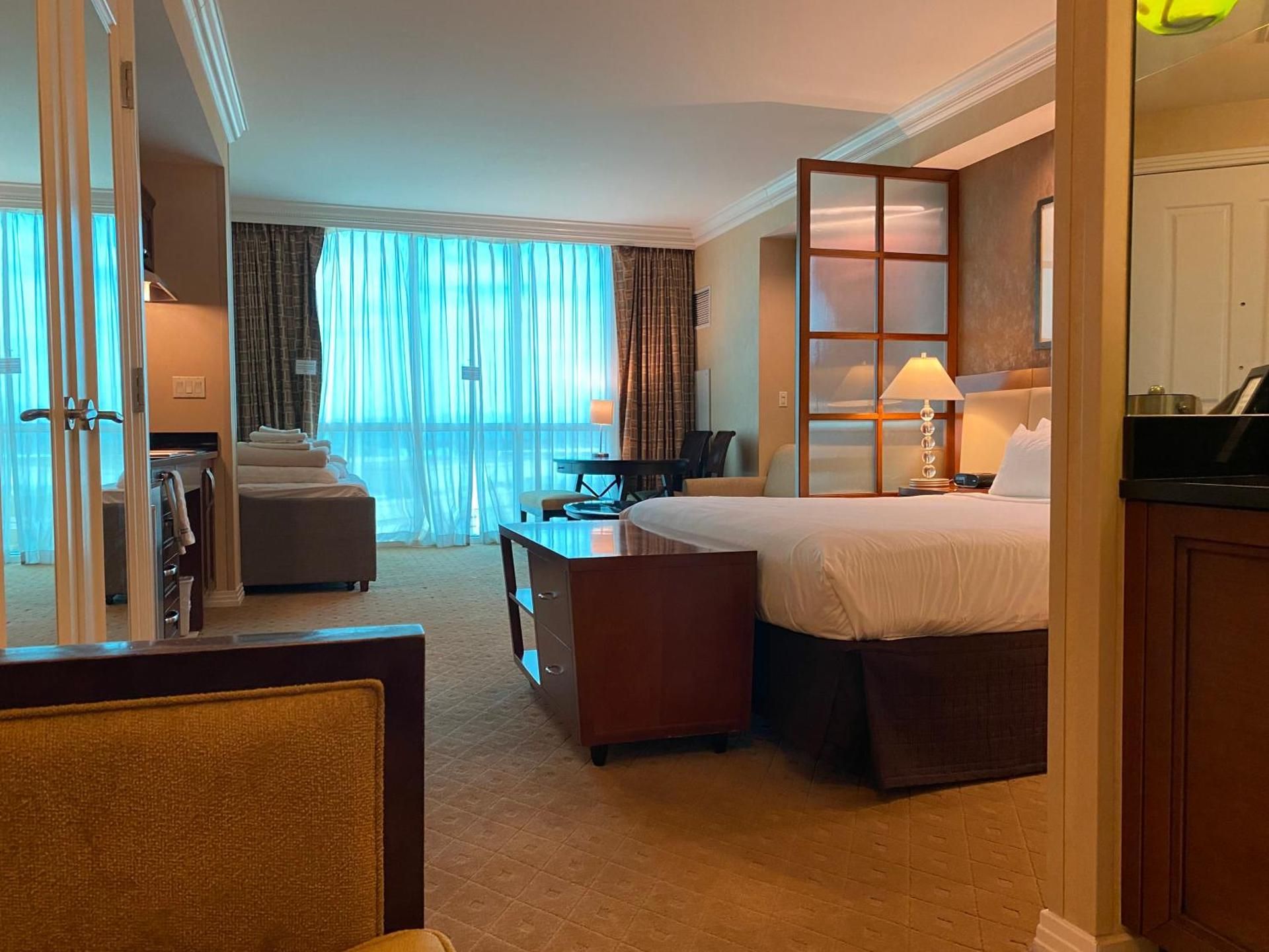 MGM Signature Studios by FantasticStay King Studio 3