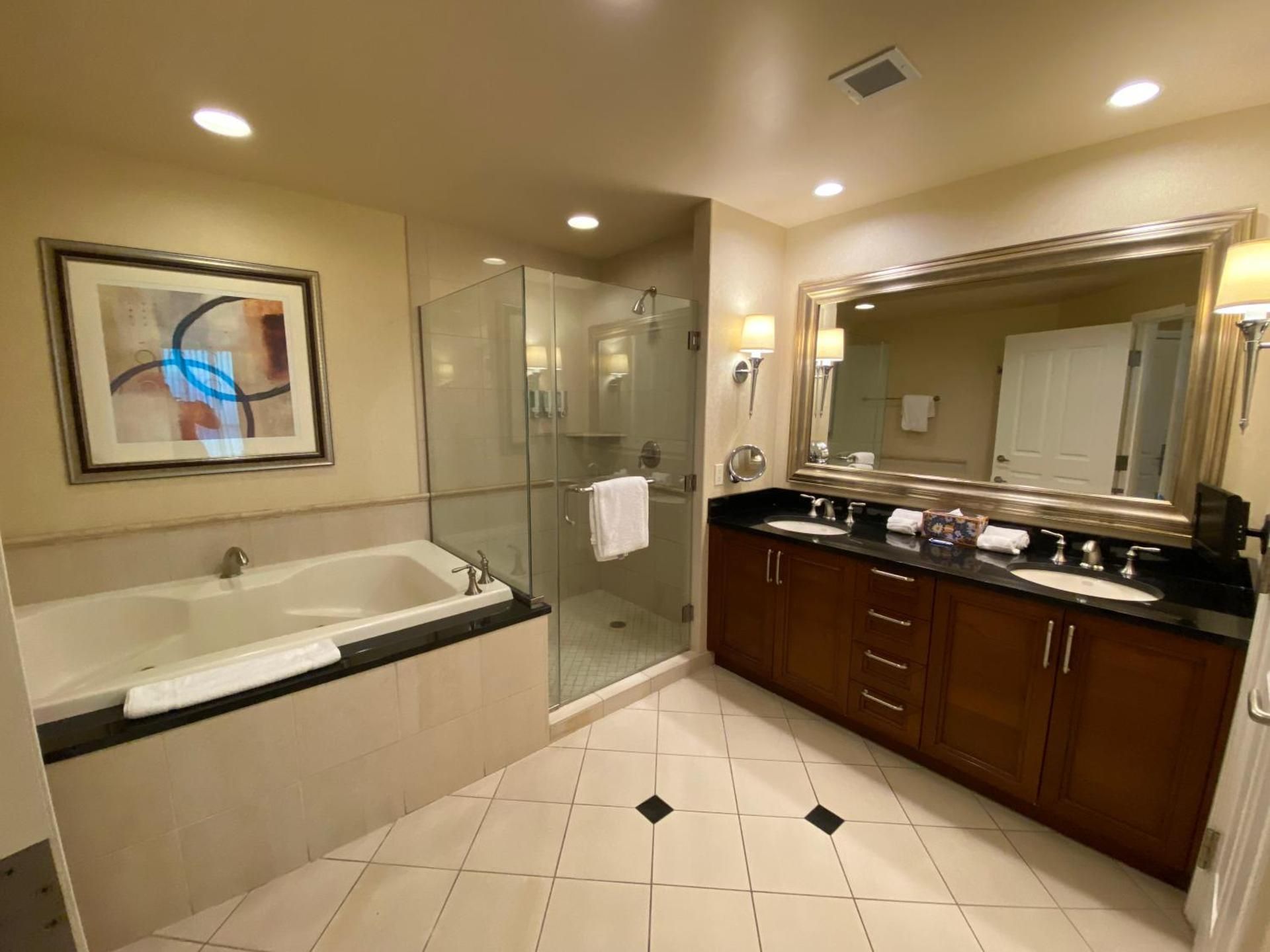 MGM Signature Studios by FantasticStay Deluxe King Studio 248