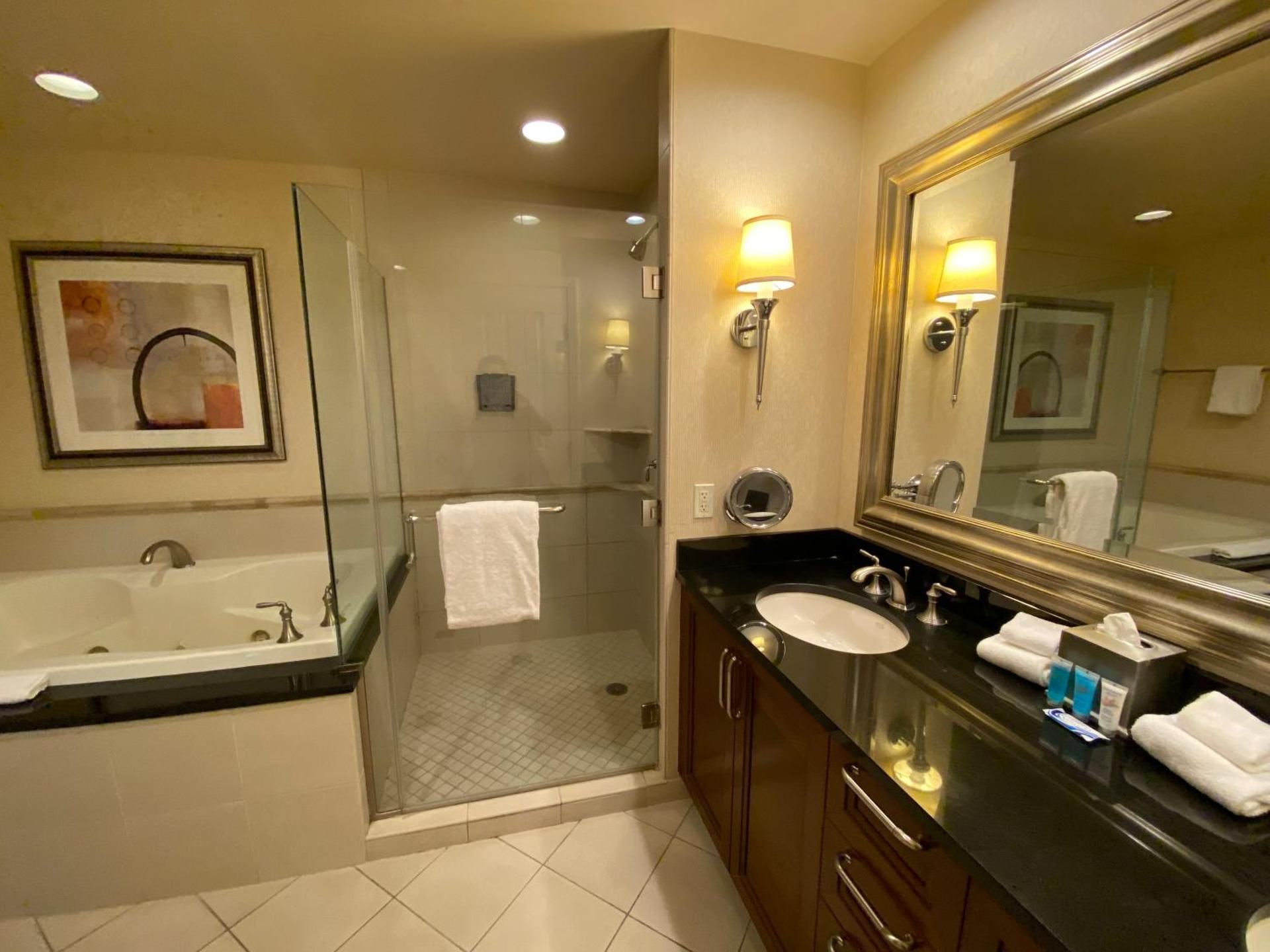 MGM Signature Studios by FantasticStay Deluxe King Studio 188