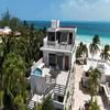 Cuxos Hotel Beachfront