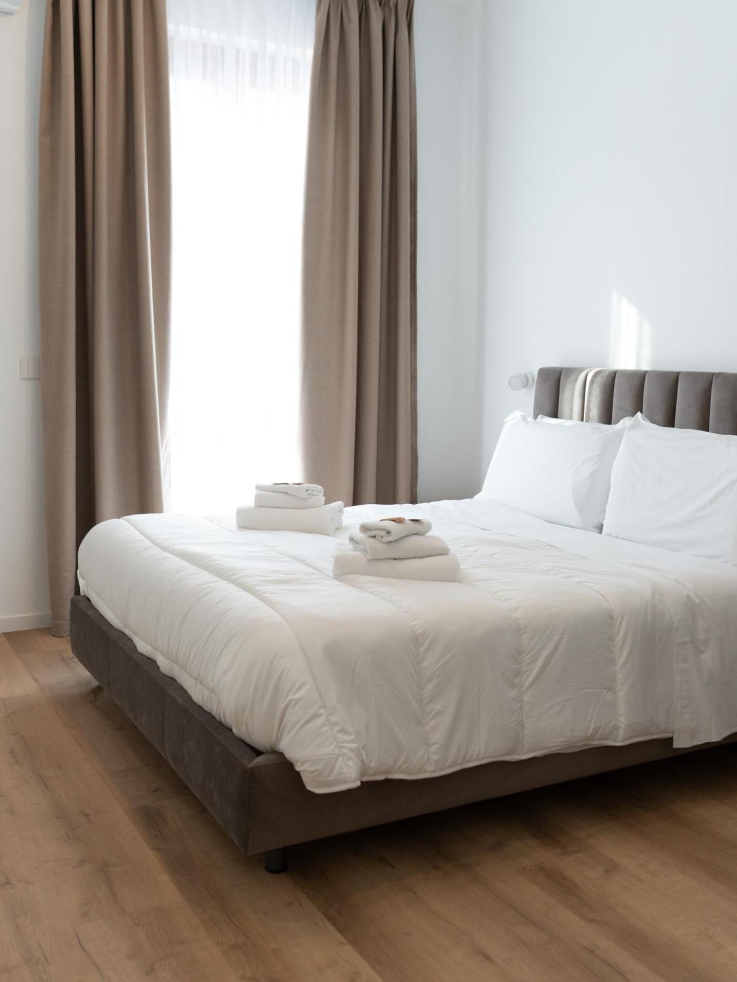 VILLA ISABELLA Ospedale Cisanello Deluxe Double Room with Balcony