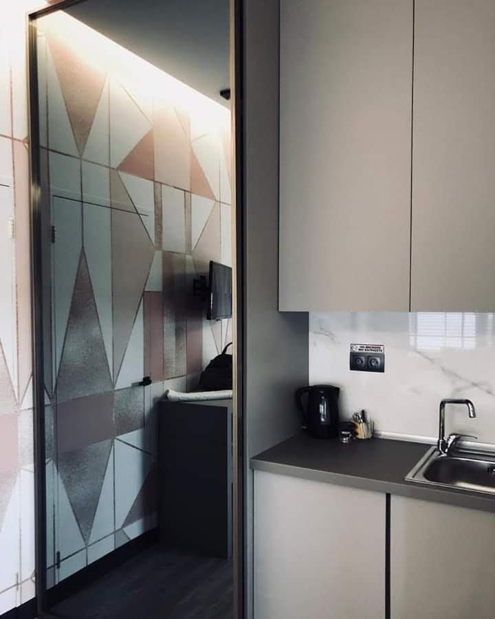 Avenue Luxury Apartments Deluxe Double Room 3