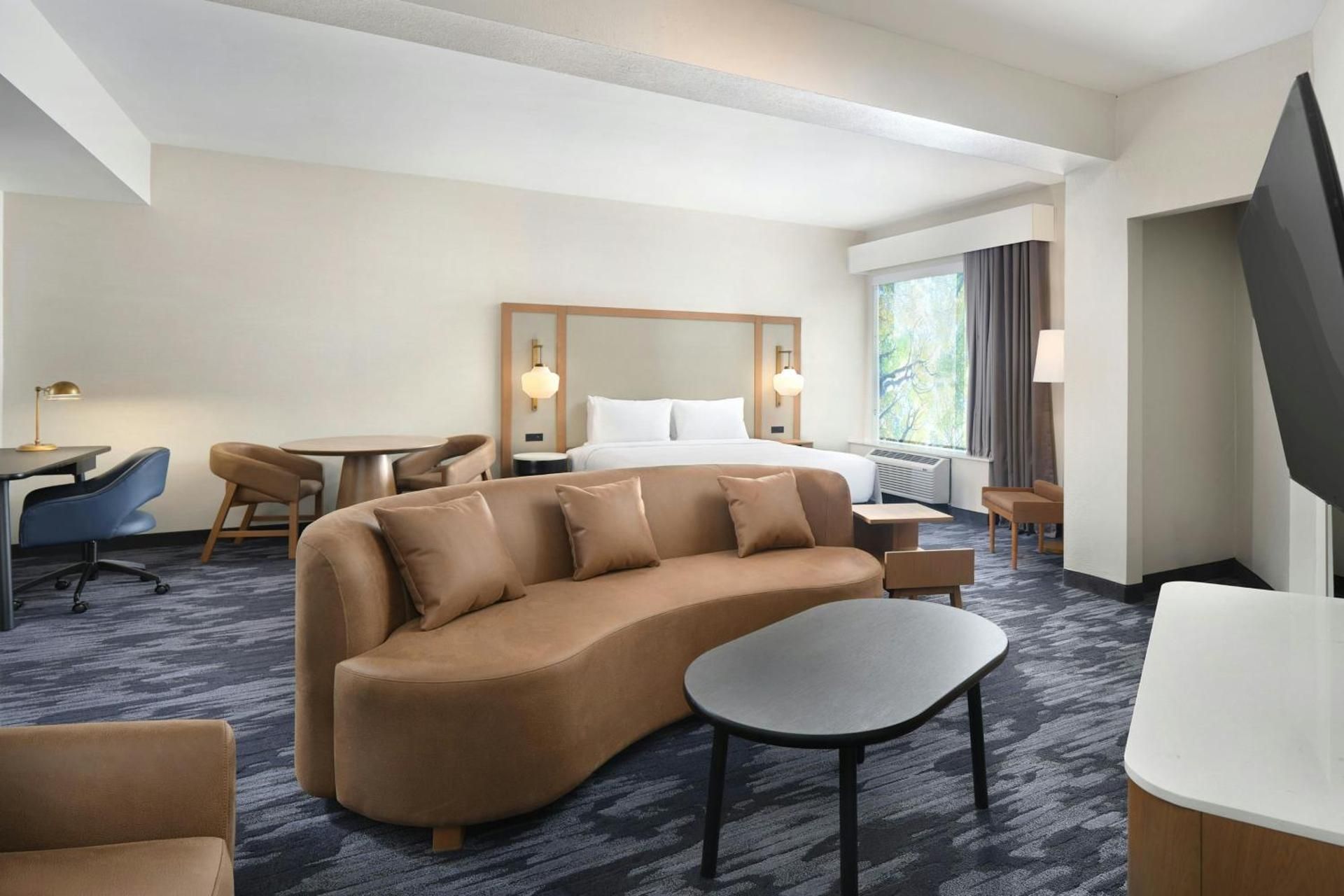 Corner King Room with Sofa Bed