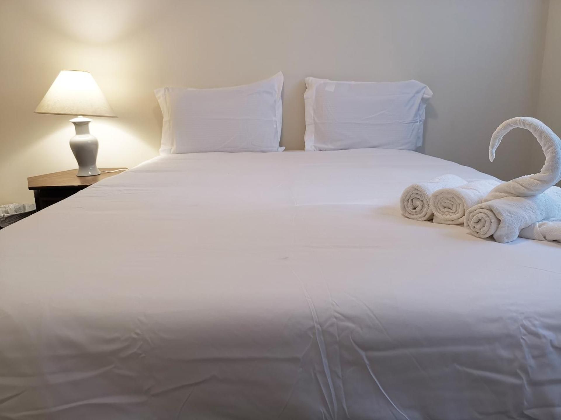 Private Rooms in House in North York Shared Kitchen Double Room with Shared Bathroom