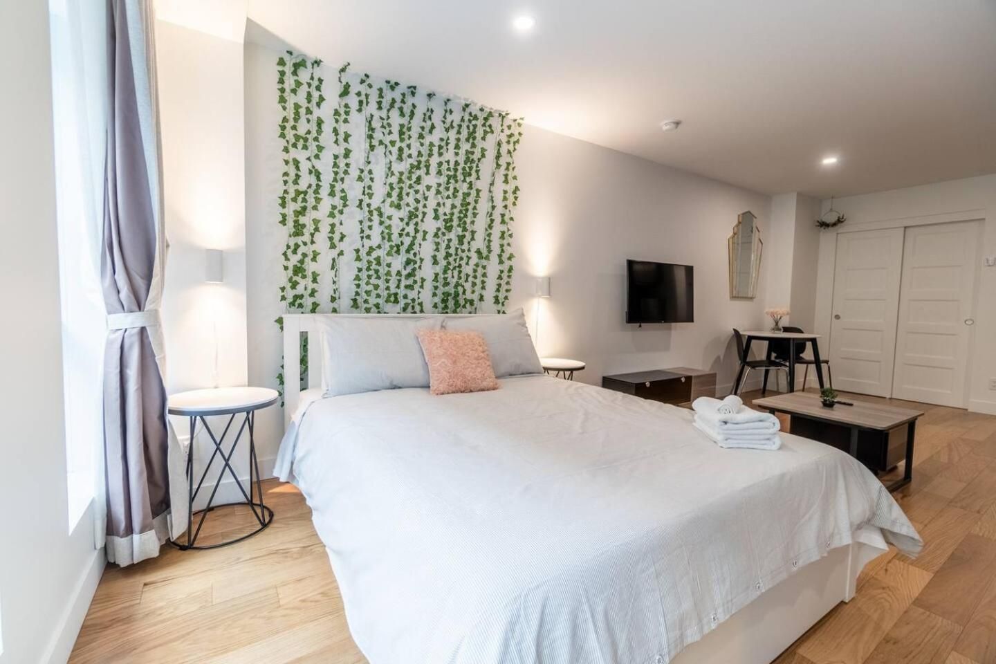 Rozenhaus Montreal Hotel Downtown Junior Suite 13