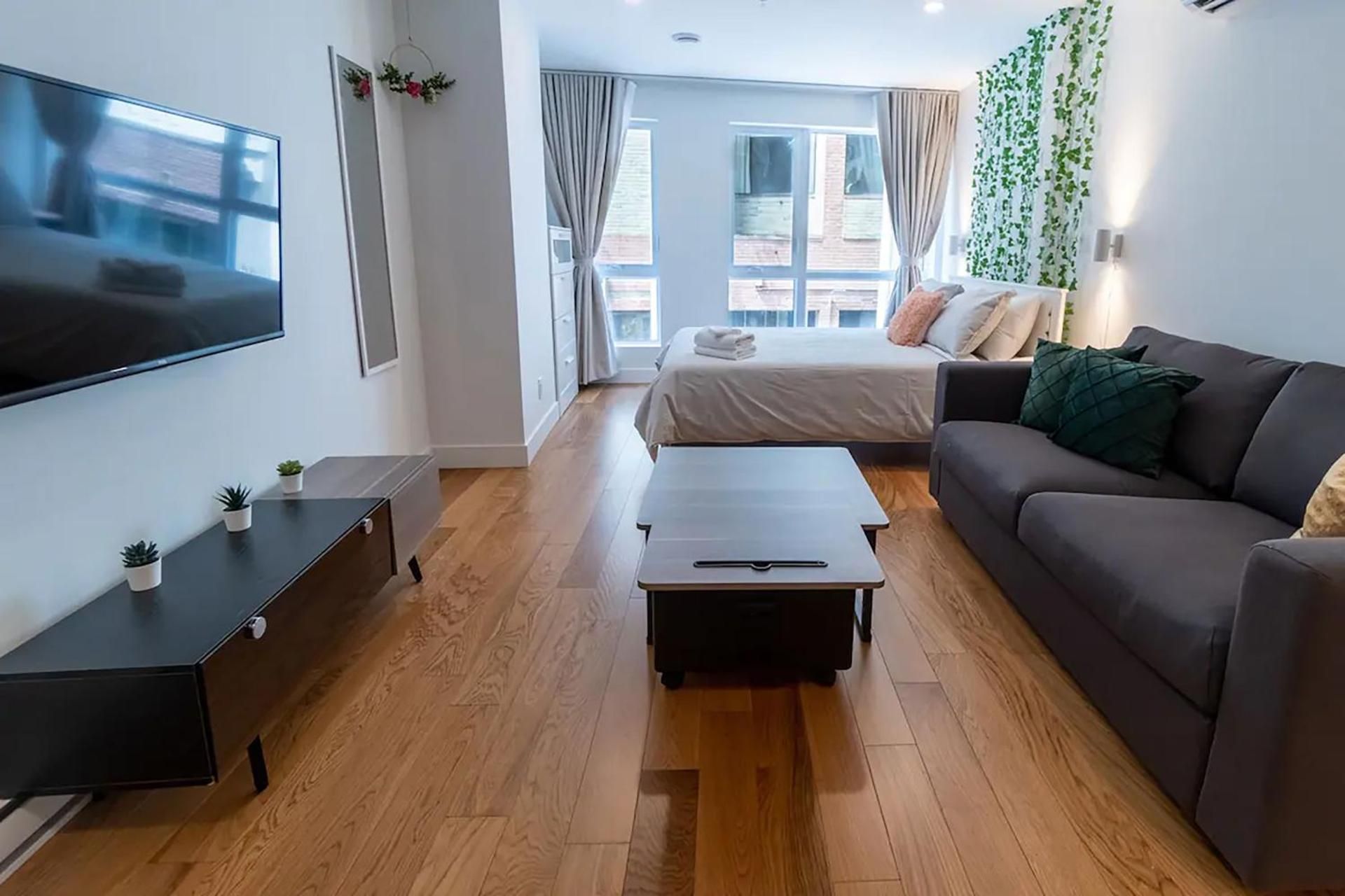 Rozenhaus Montreal Hotel Downtown Junior Suite 119