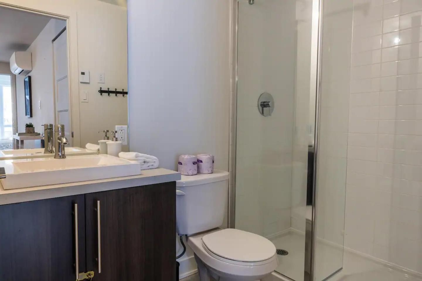 Rozenhaus Montreal Hotel Downtown Junior Suite 178