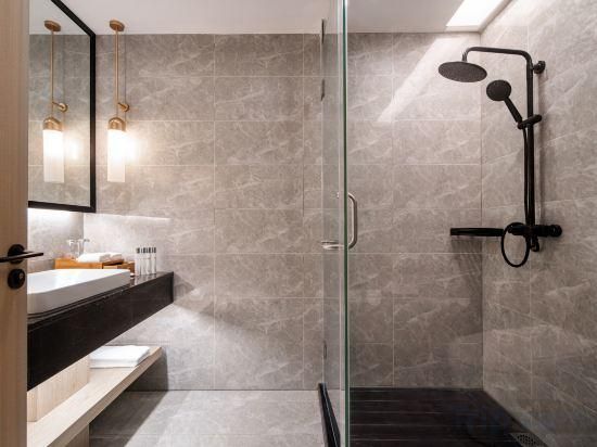 Palau Sunrise Seaview Landison Retreat  Signature Sunrise Villa (Ground Floor) 3