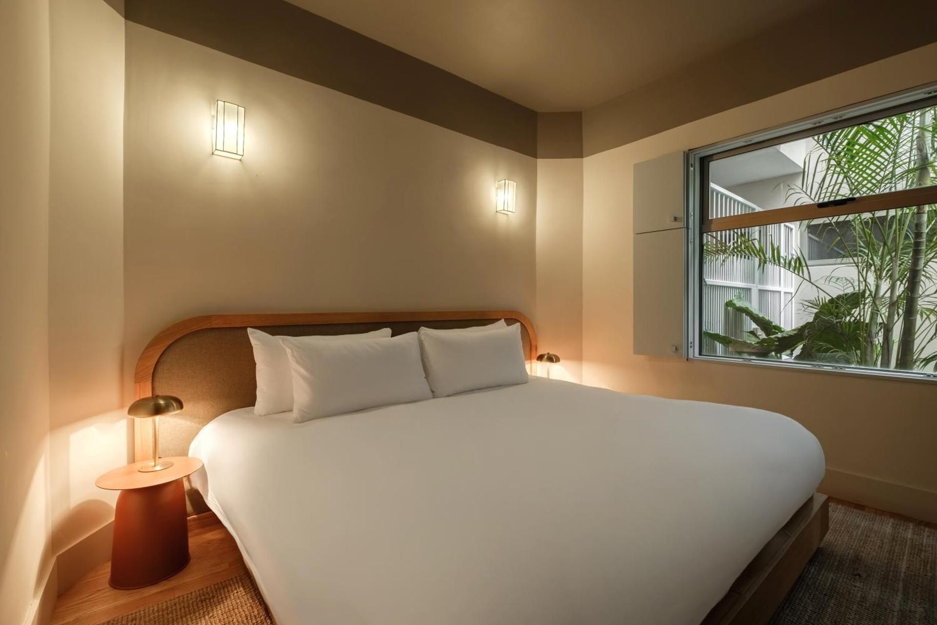 Cholula Condesa Hotel by Lumina Deluxe King Room 133