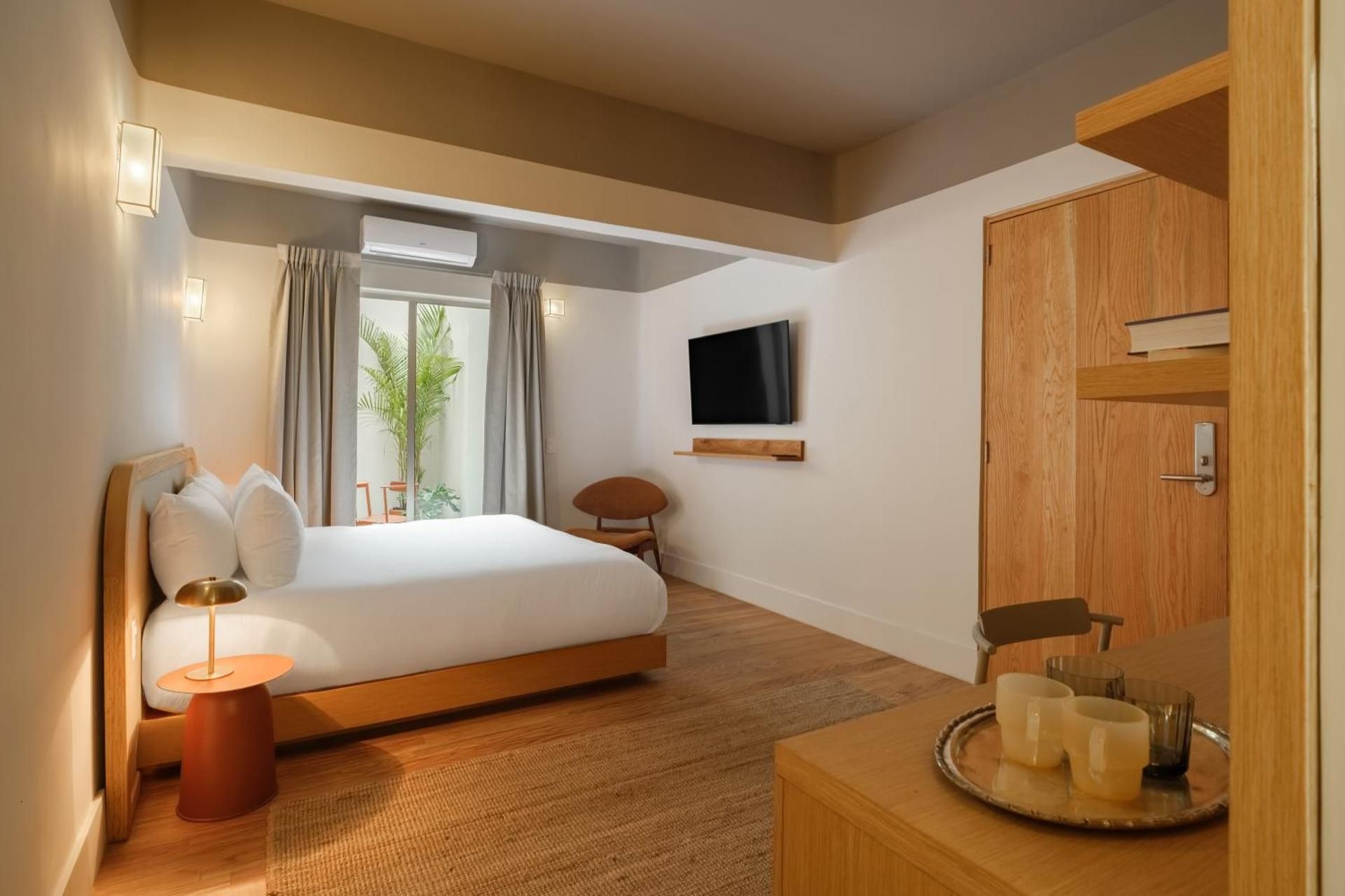 Cholula Condesa Hotel by Lumina Deluxe King Room 229