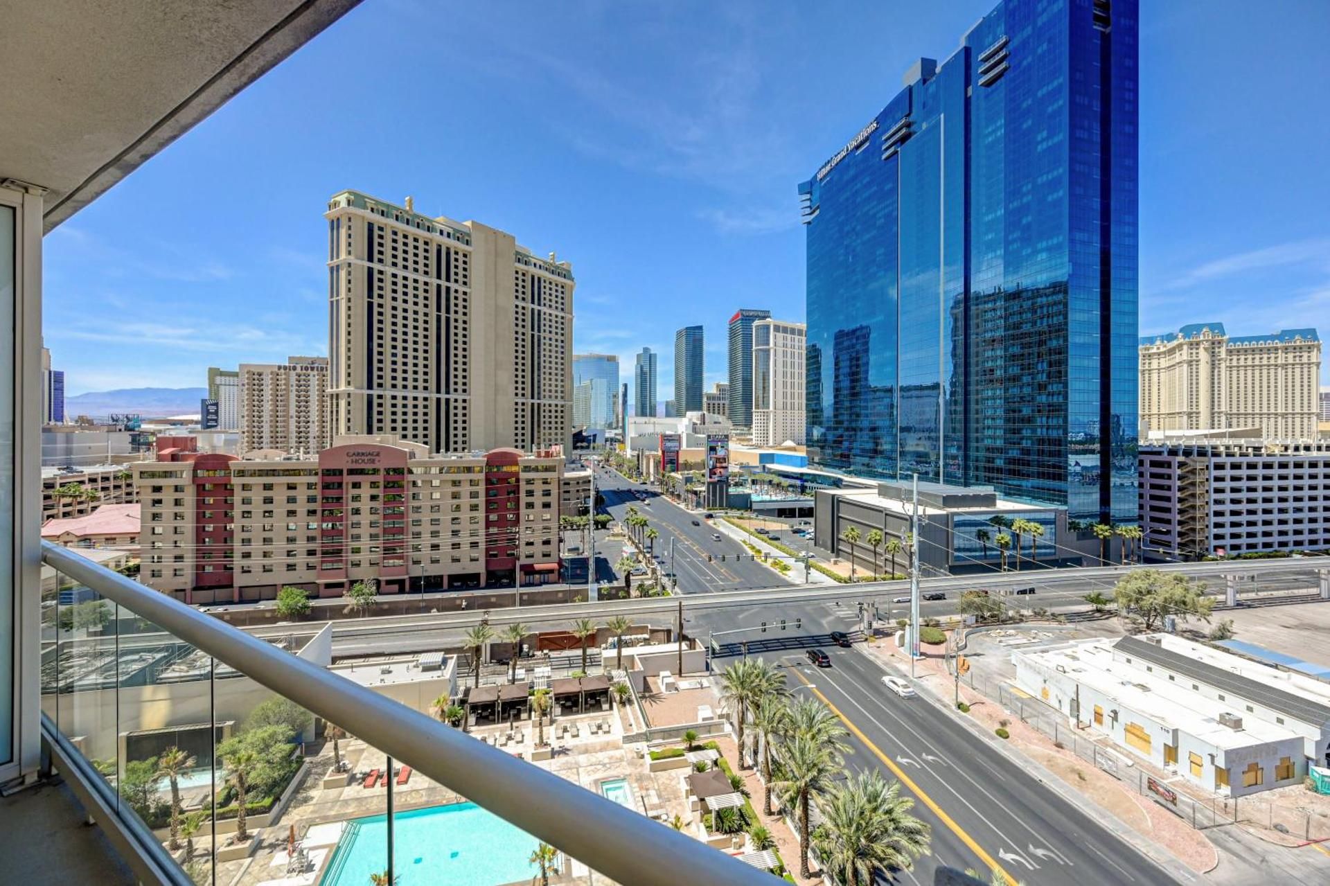 SPHERE VIEW - Signature MGM Resort Lucky Gem Penthouse & Luxury Suites 10817