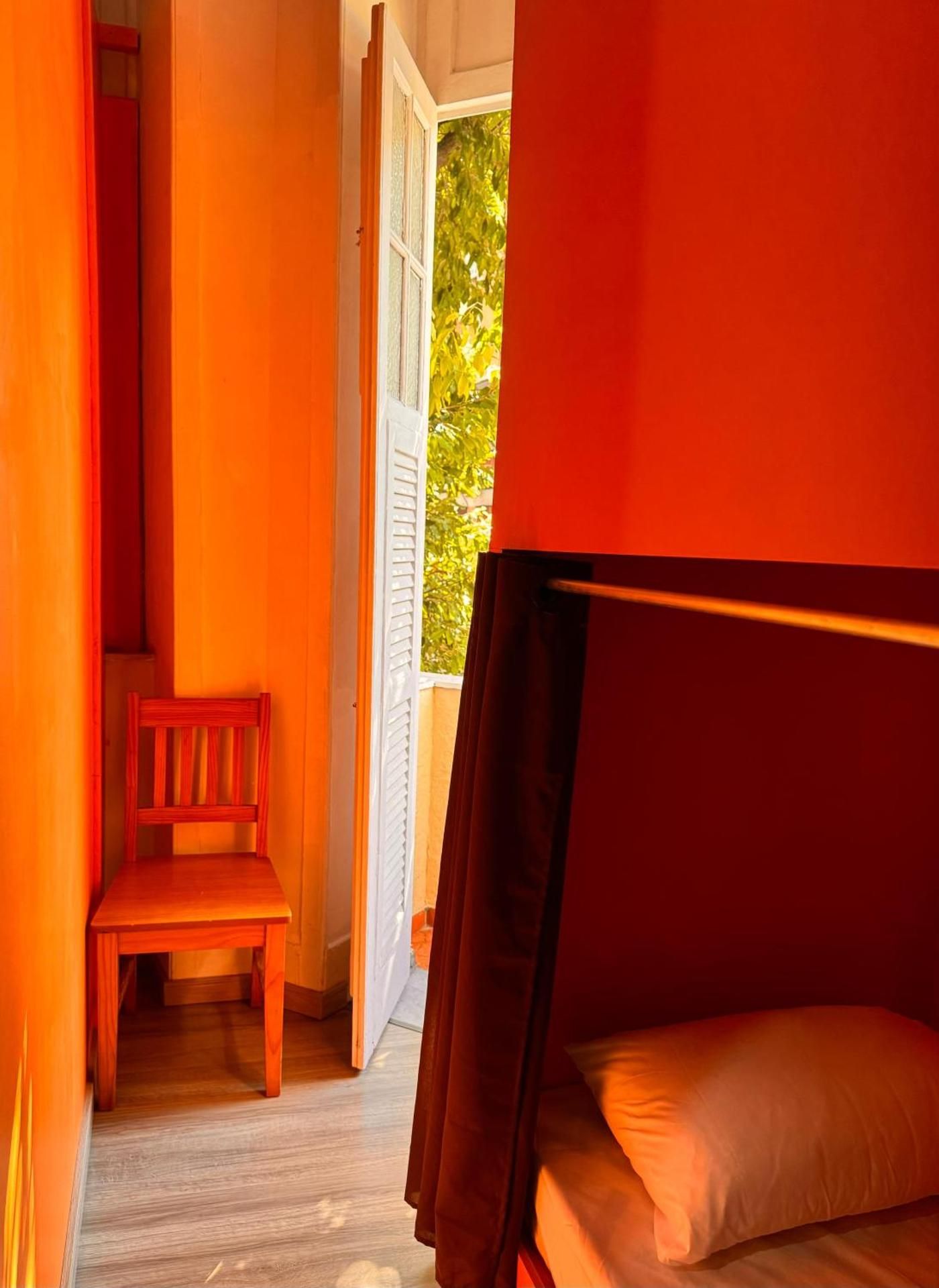 Bed in 6-Bed Mixed Dormitory Room