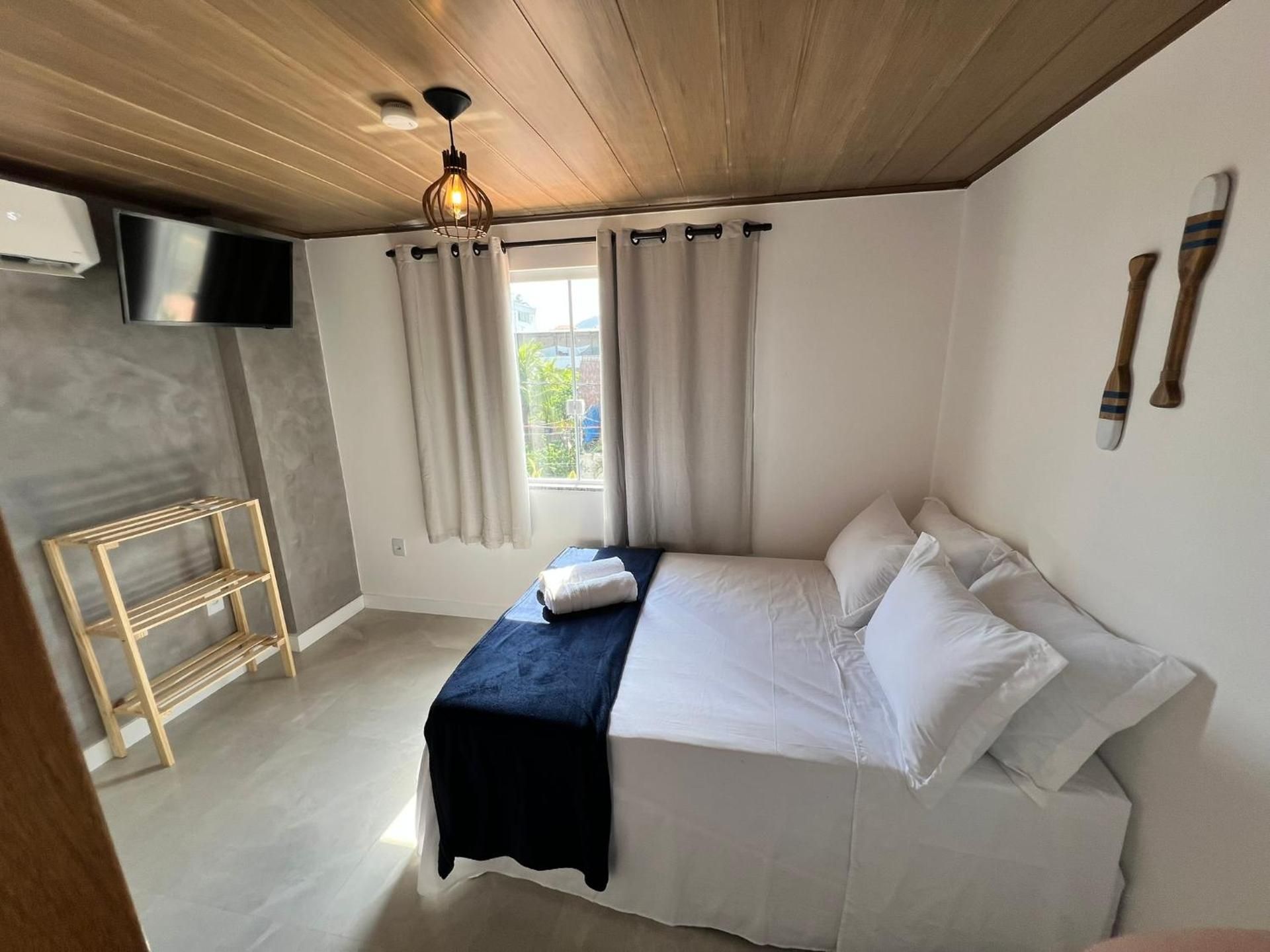 Casa Enrico Surf Double Room with Private Bathroom 31