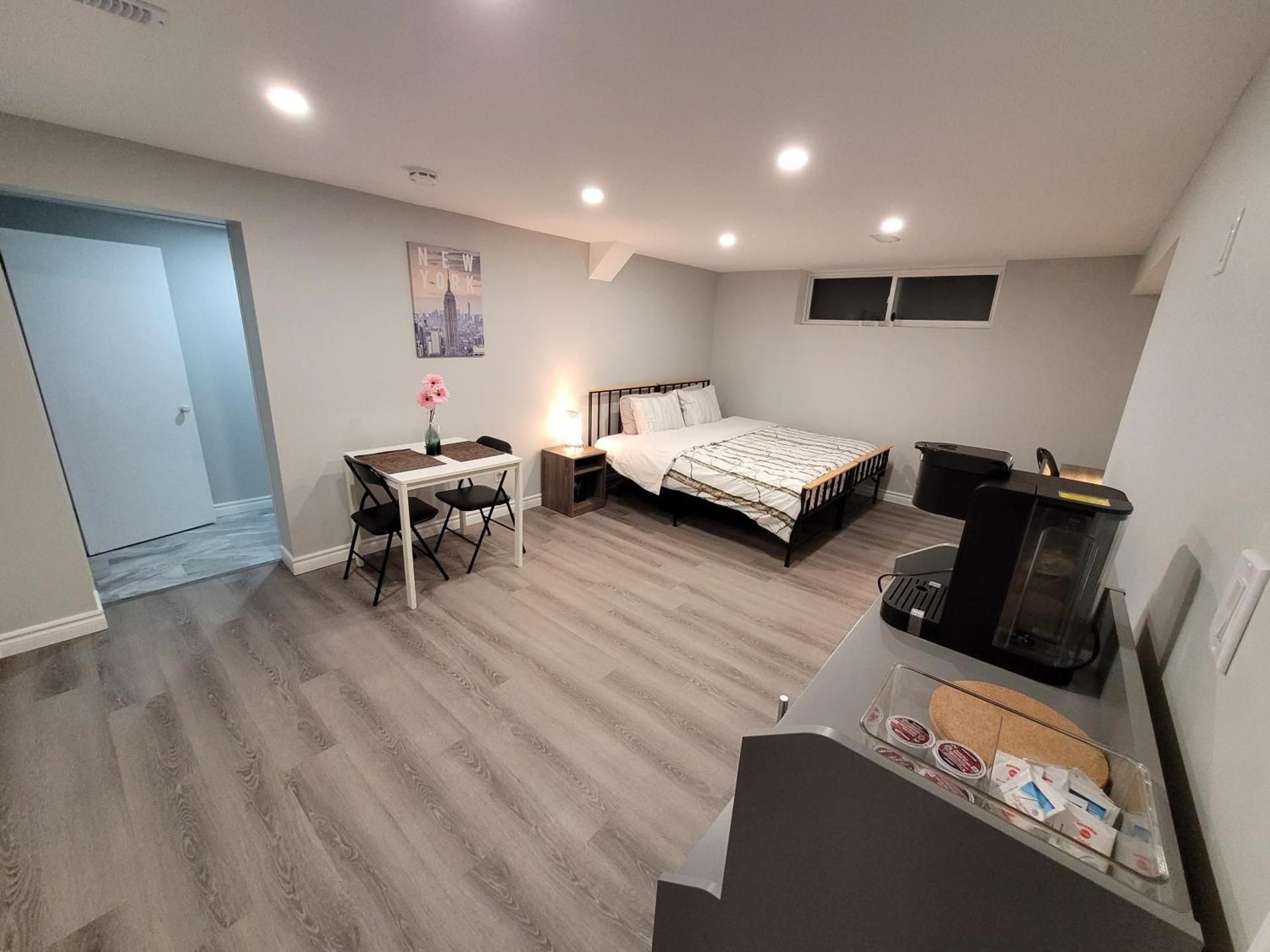 Guest House Basement - Master Bedrooms in Bayview Village