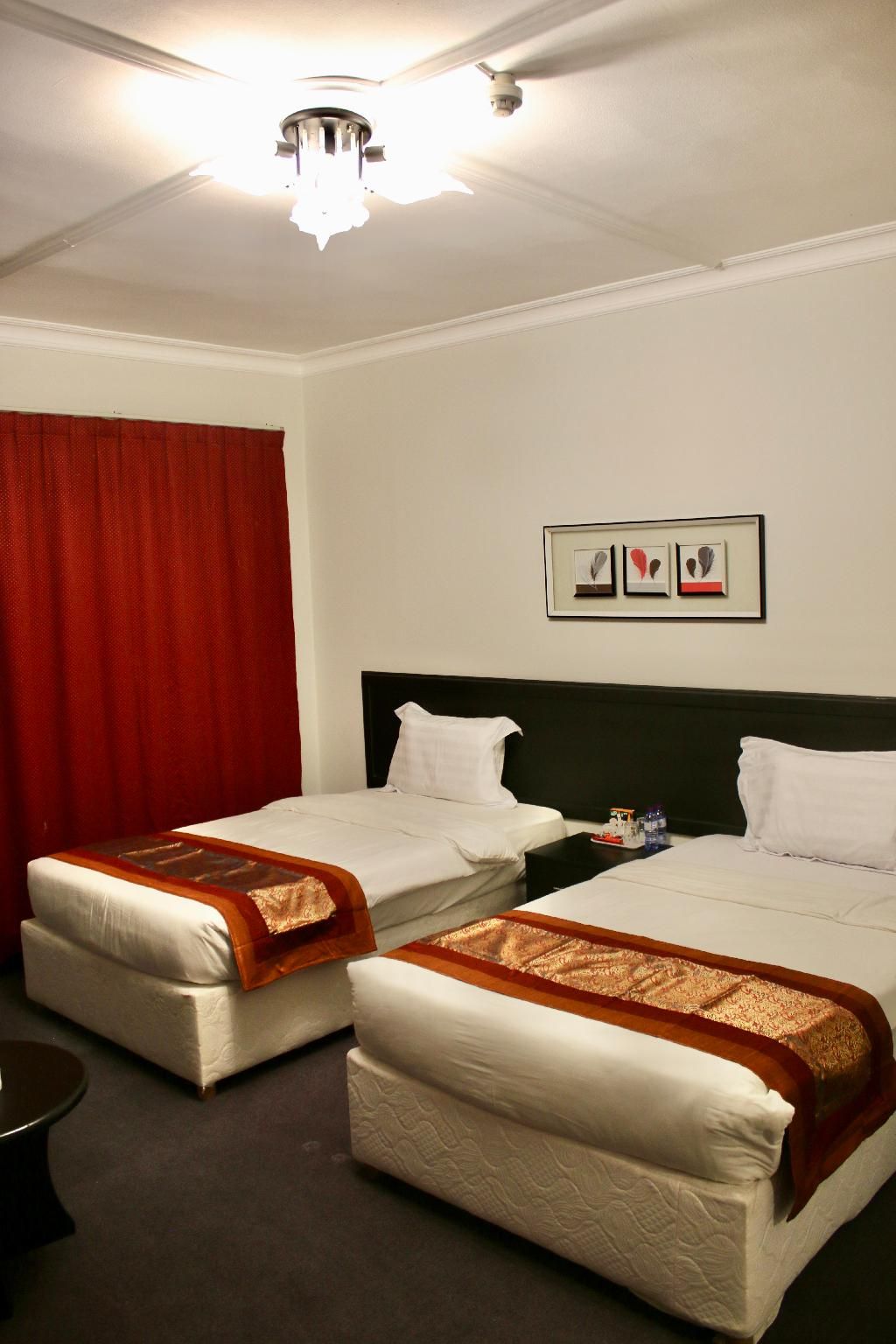 Standard Twin - 2 Single Beds