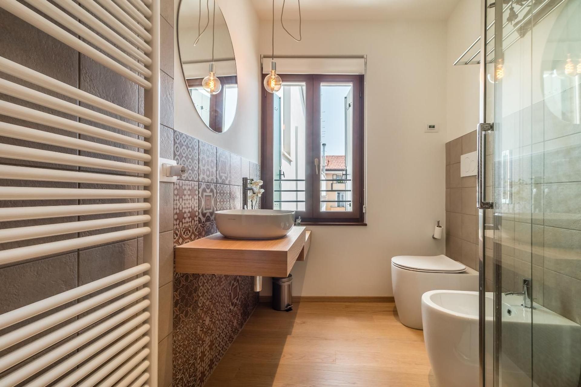 Blooms Botanical Rooms Double Room with Balcony 3