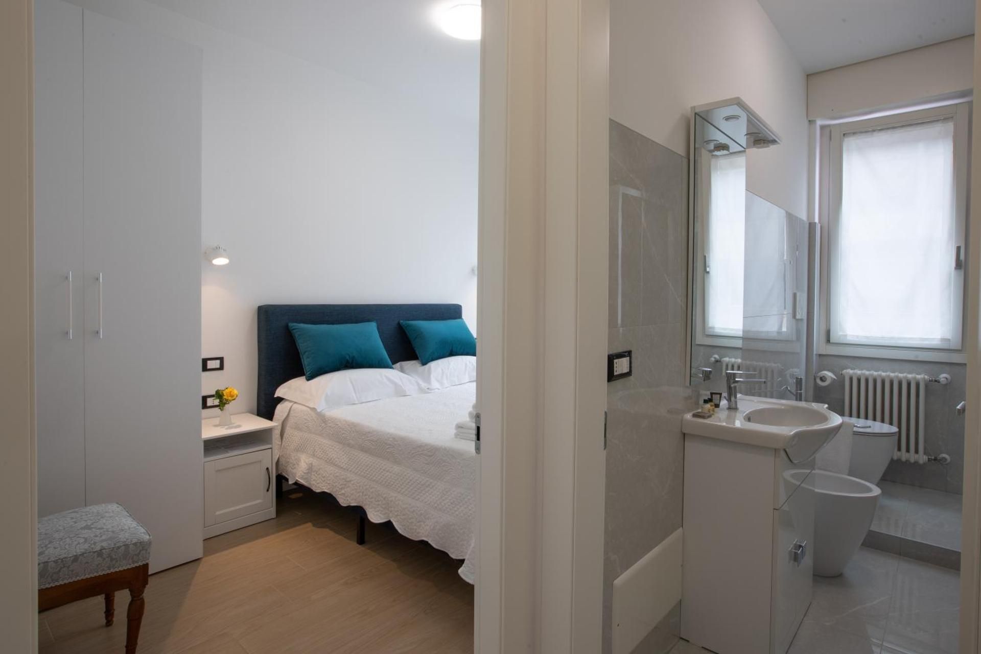 Double Room with Private Bathroom