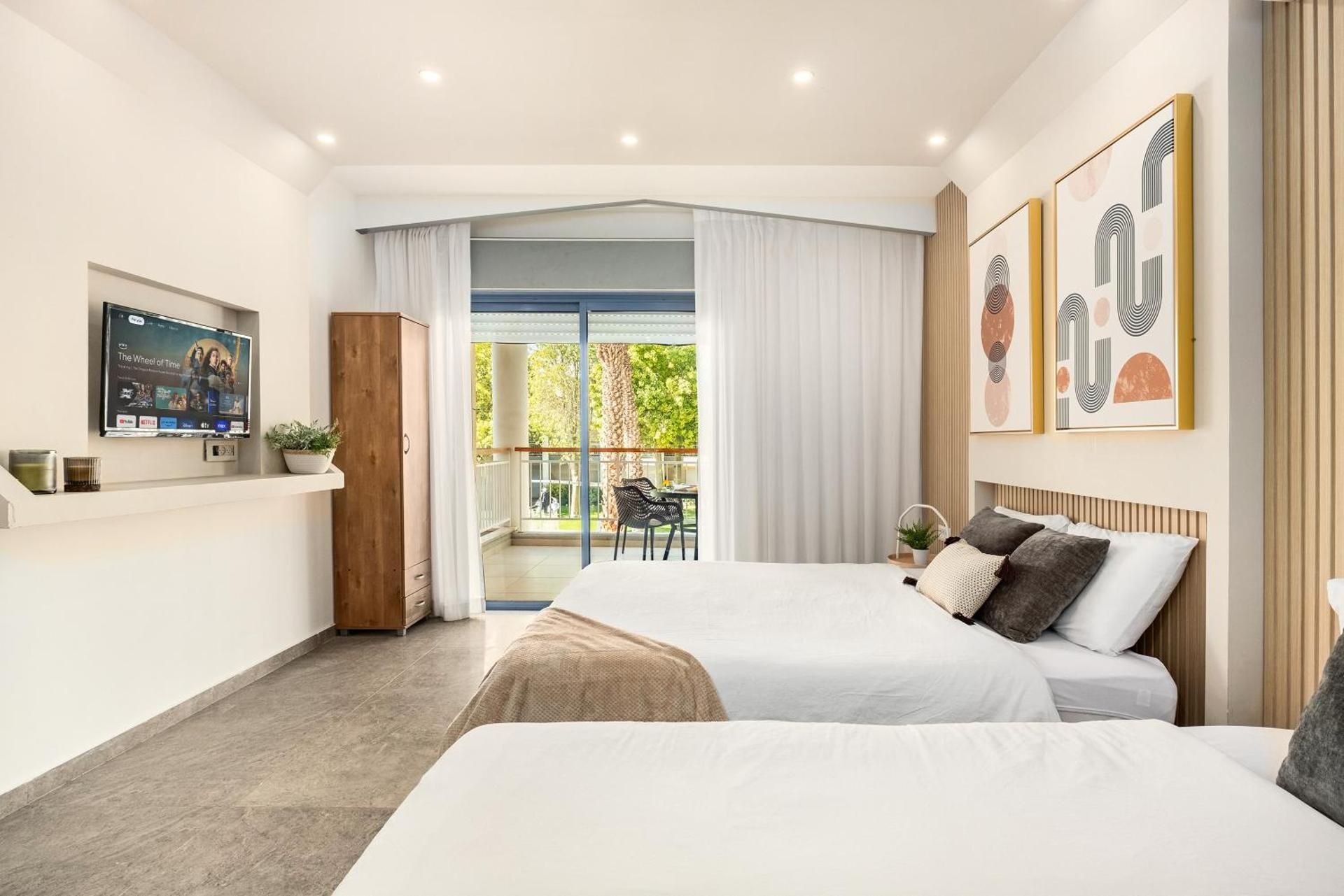 Royal Park Residence by Sea N' Rent Studio