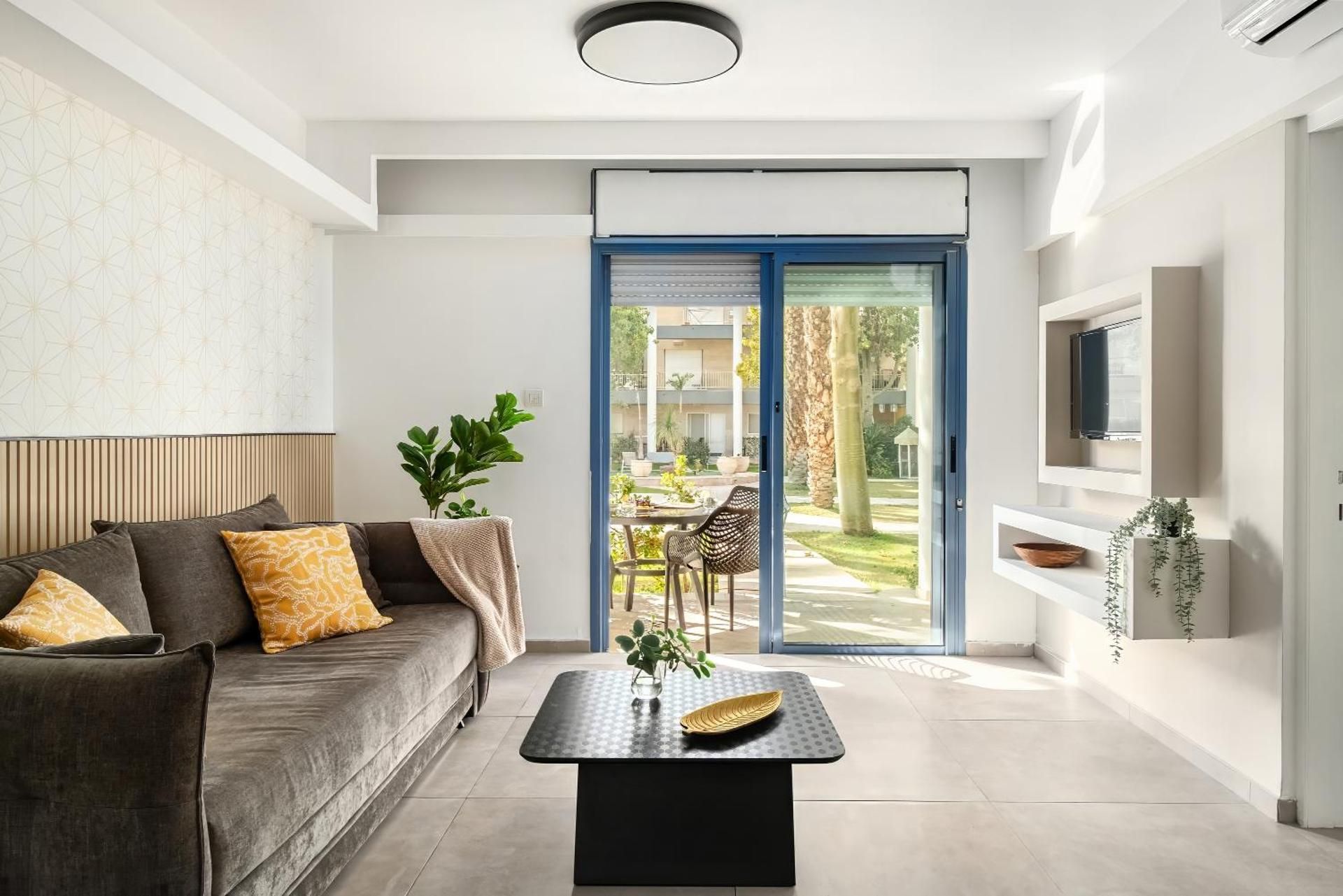 Royal Park Residence by Sea N' Rent One-Bedroom Apartment 120