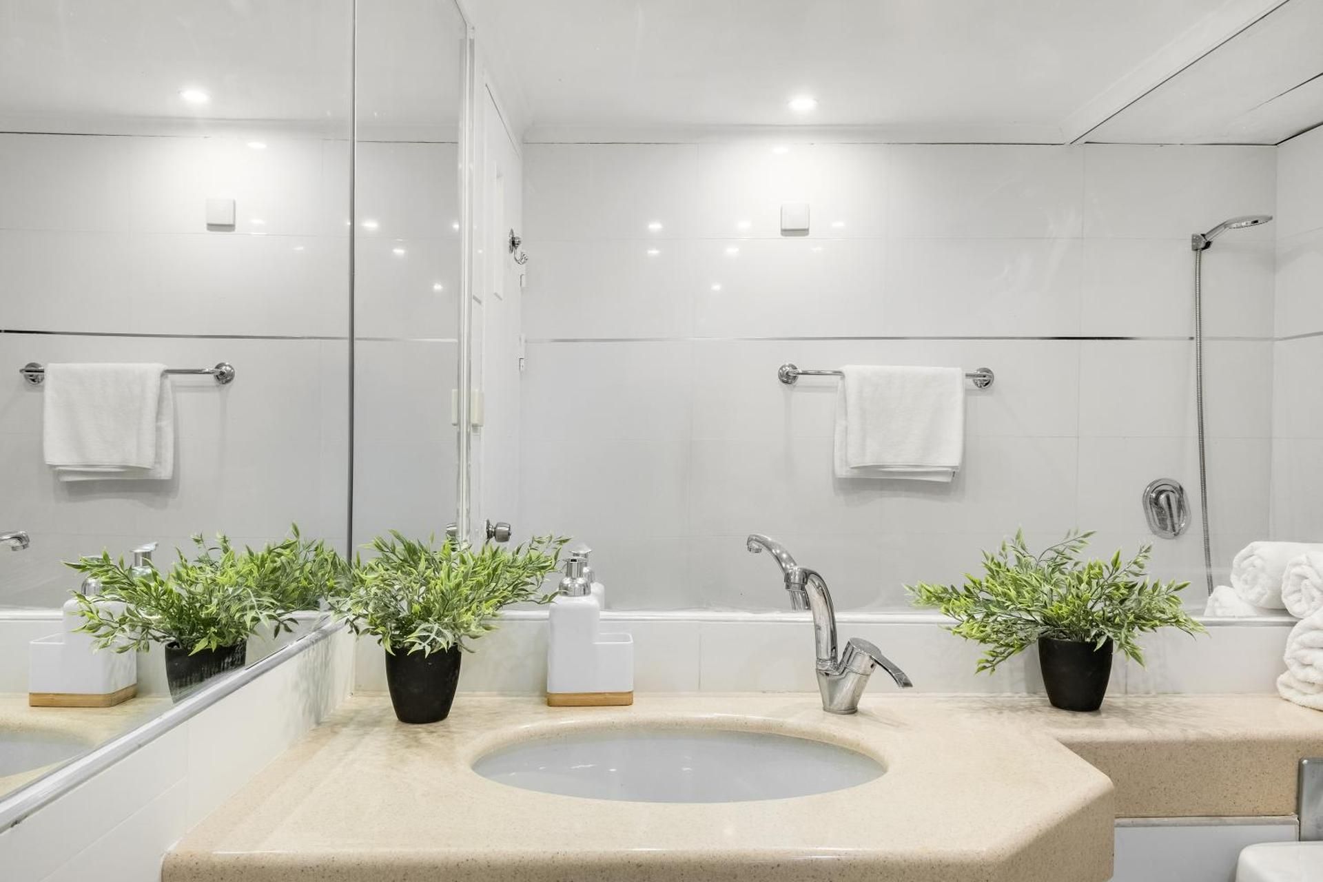 Royal Park Residence by Sea N' Rent One-Bedroom Apartment 50