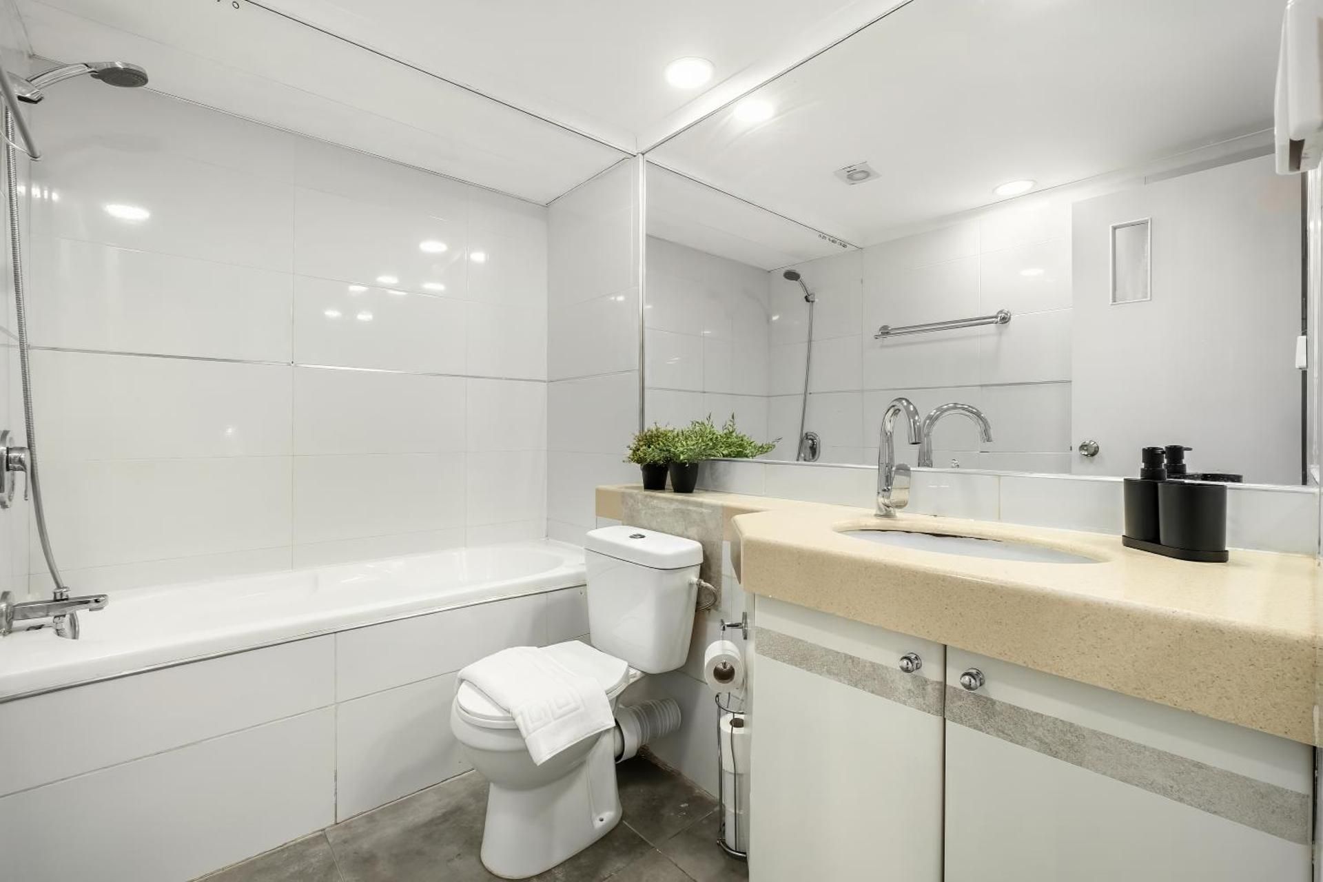 Royal Park Residence by Sea N' Rent One-Bedroom Apartment 71