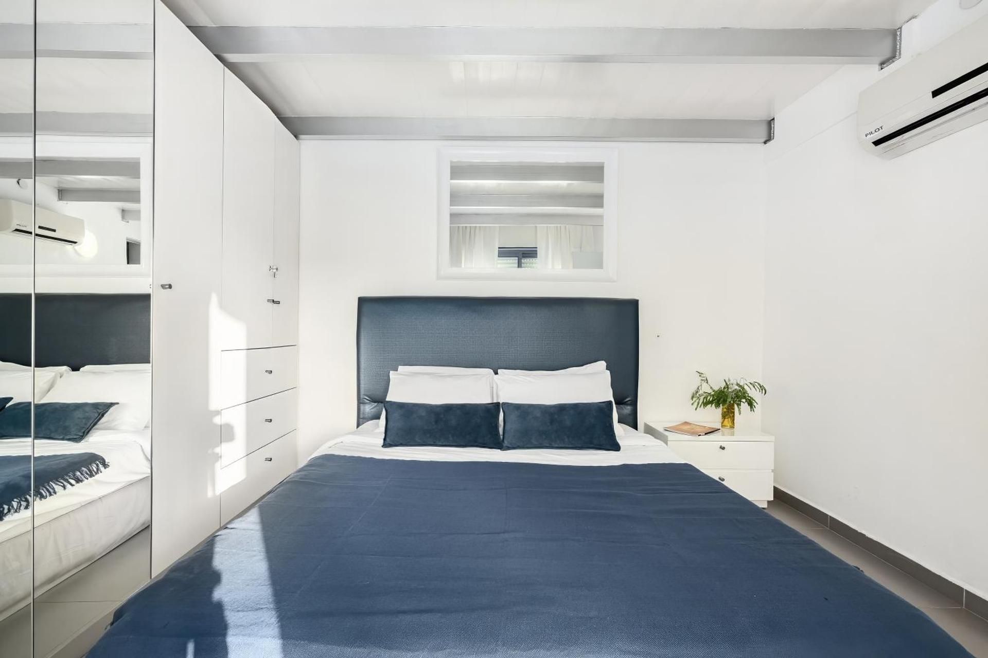 Royal Park Residence by Sea N' Rent Two-Bedroom Apartment 19