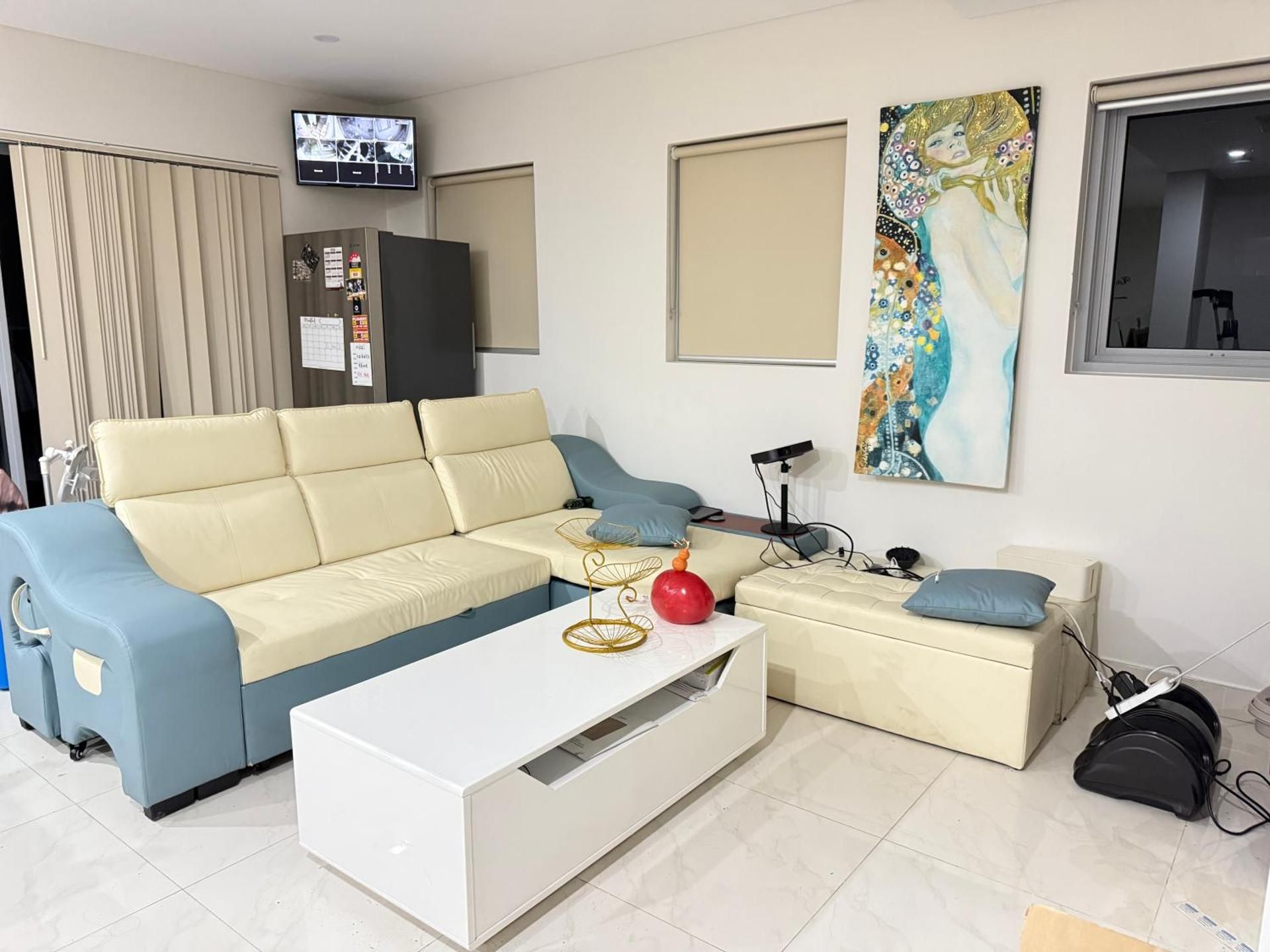 Shared lounge/TV area