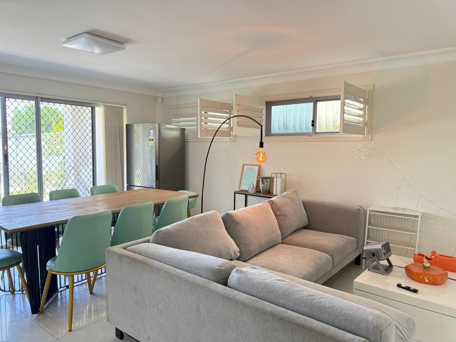 Shared lounge/TV area