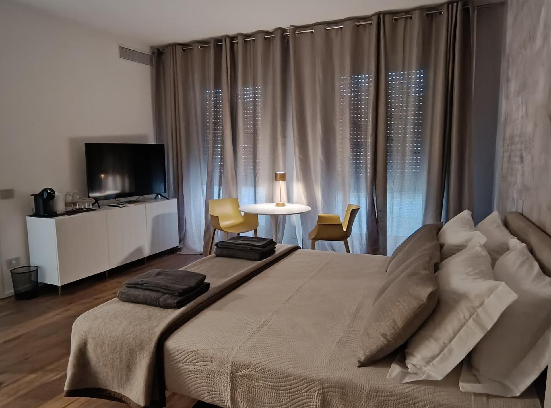 Residenze SiMari Luxury One-Bedroom Apartment