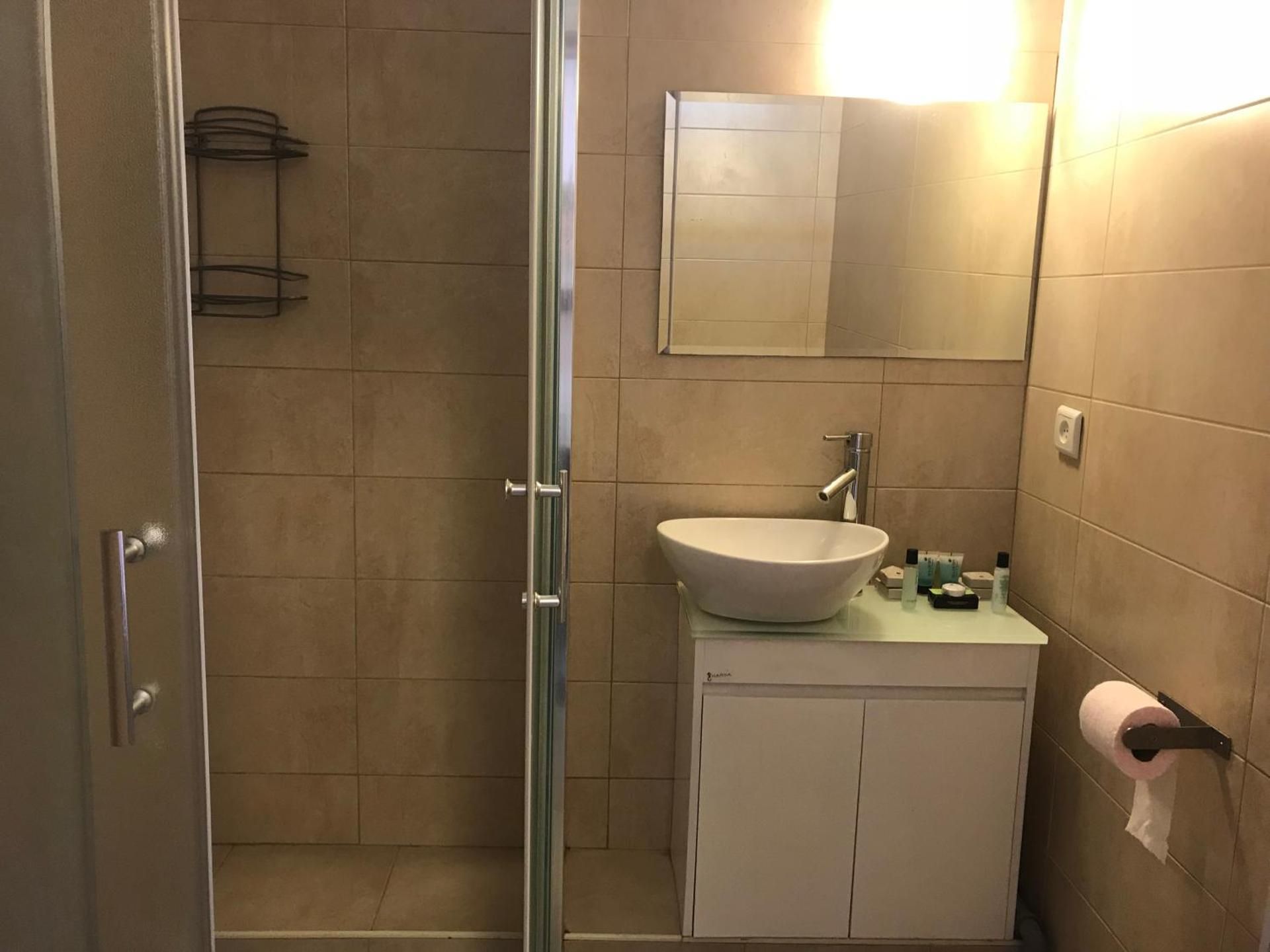 Cozy apartment near the beach One-Bedroom Apartment 5