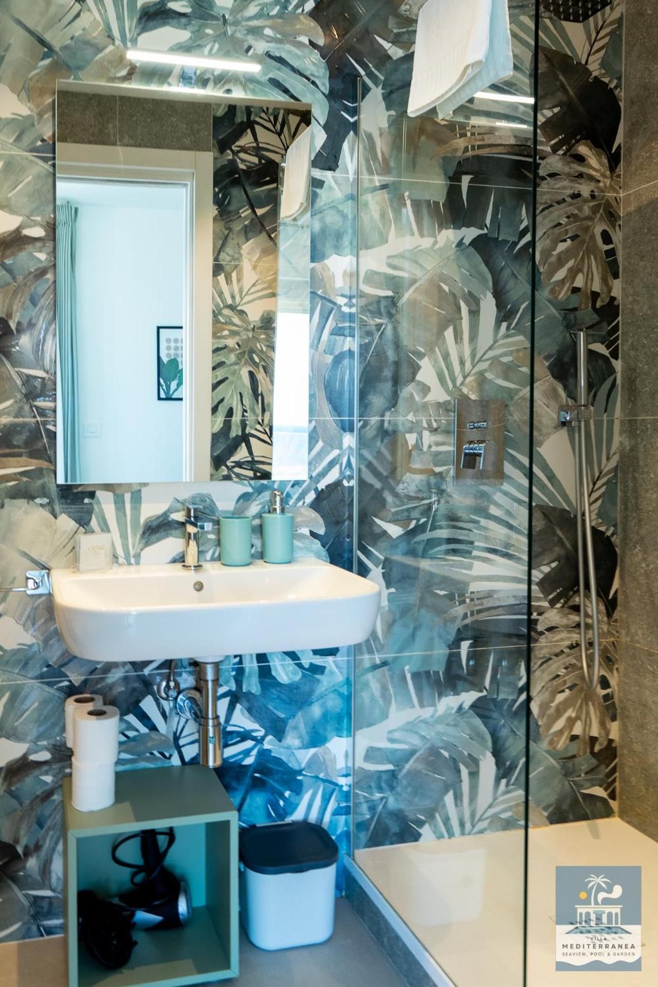 Studio with Sea View