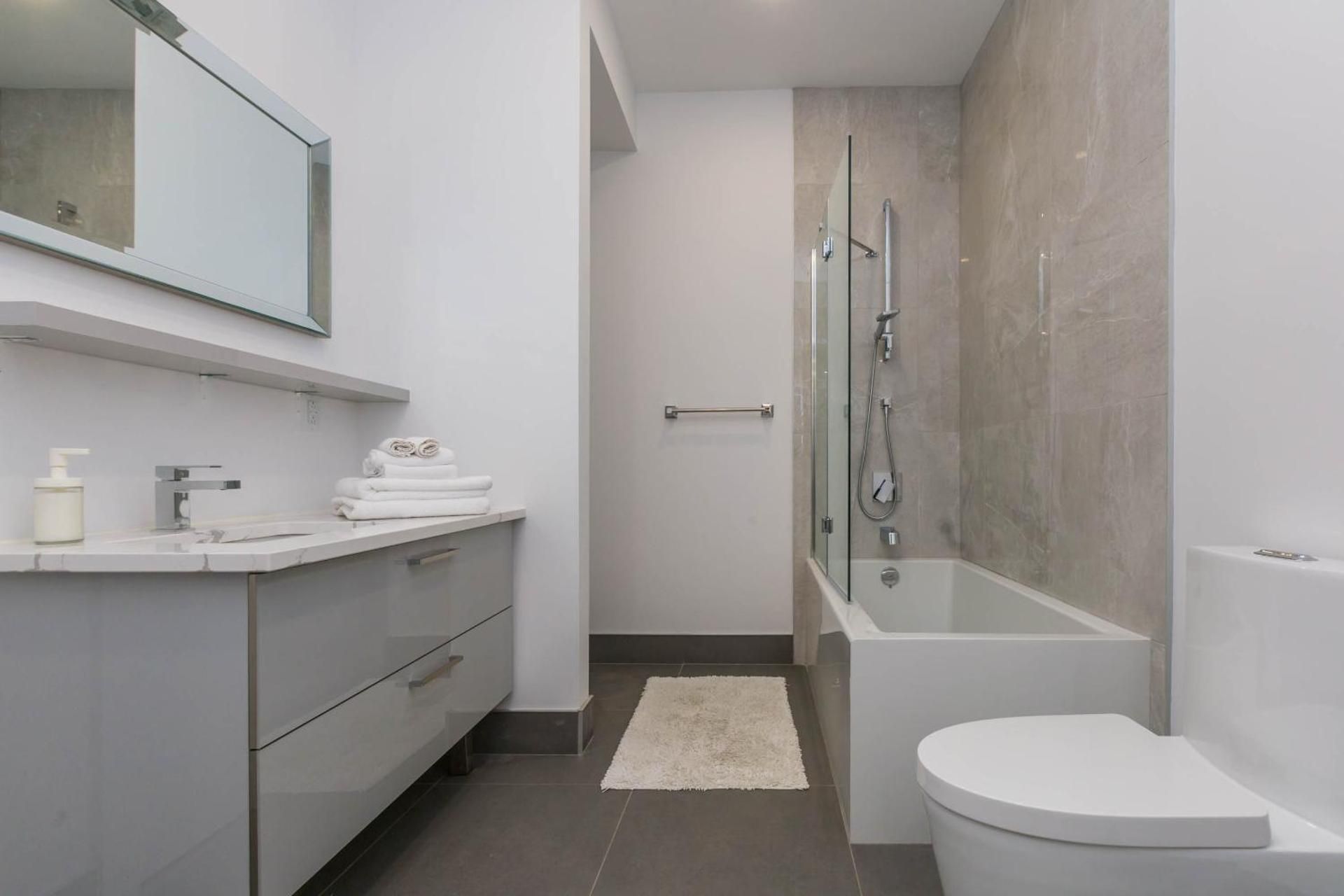 Lofts du Parc LaHaie Studio 92