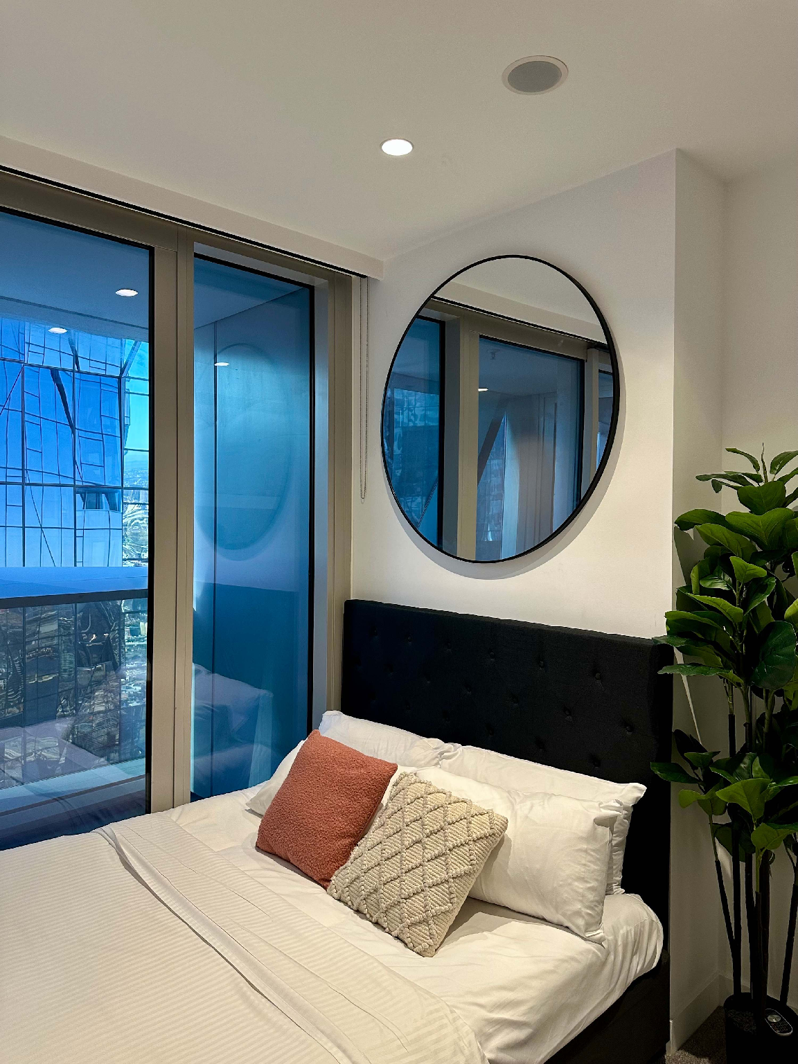 Luxe Docklands City Suites • Southern Cross  1 Bedroom City Suite 2