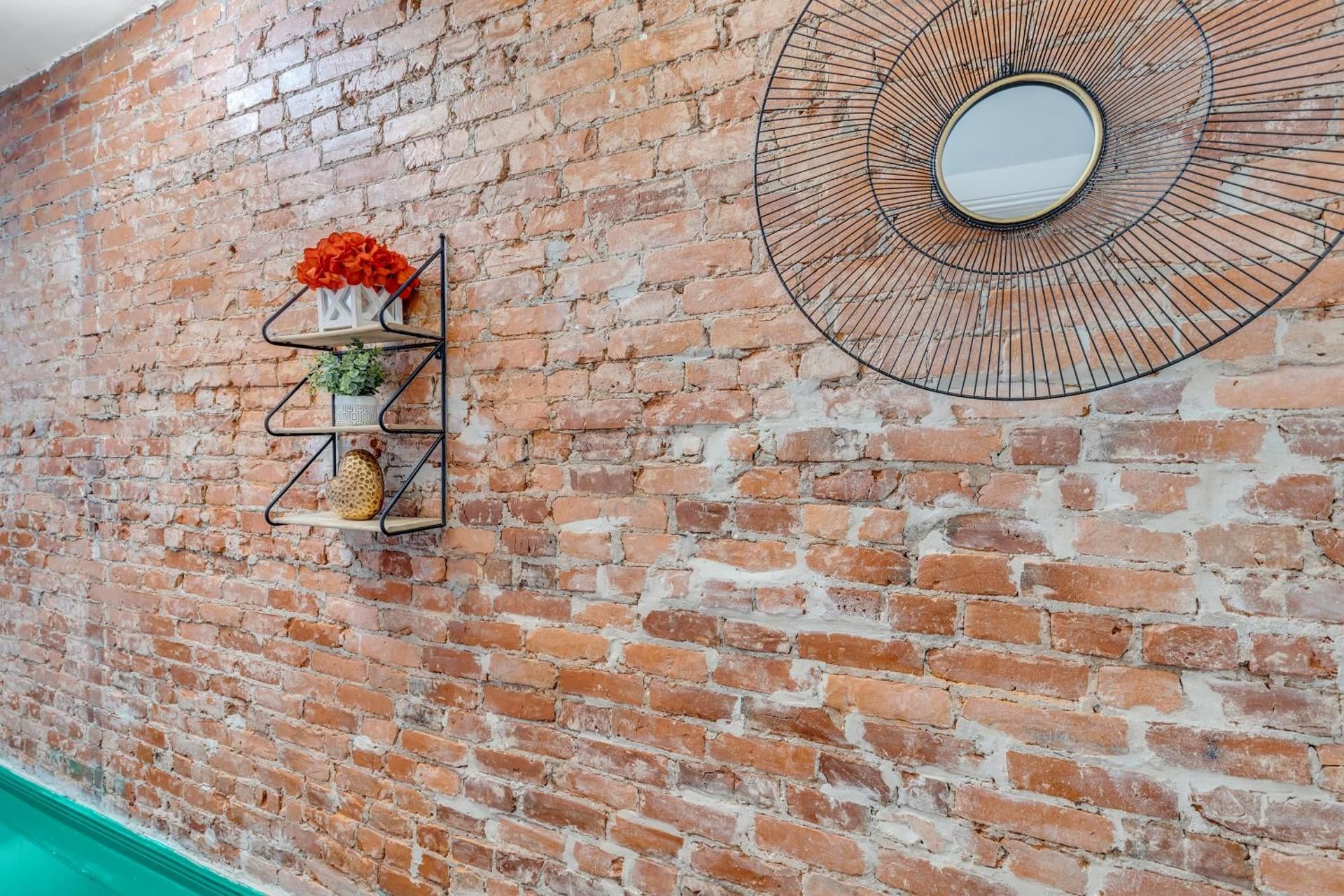 Fairmount Art Museum Center City Suites Studio with Balcony 3