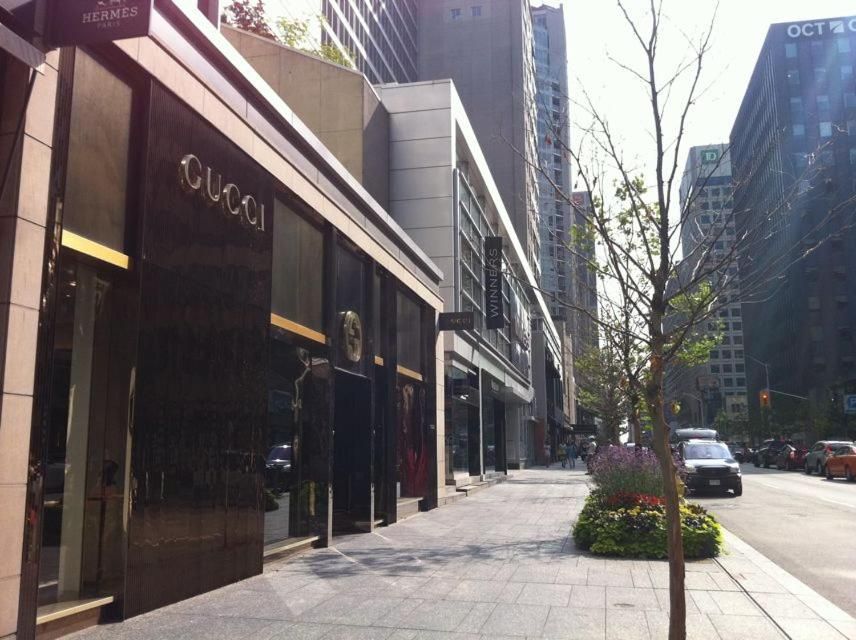 Stylish Downtown Toronto Residential Hotel