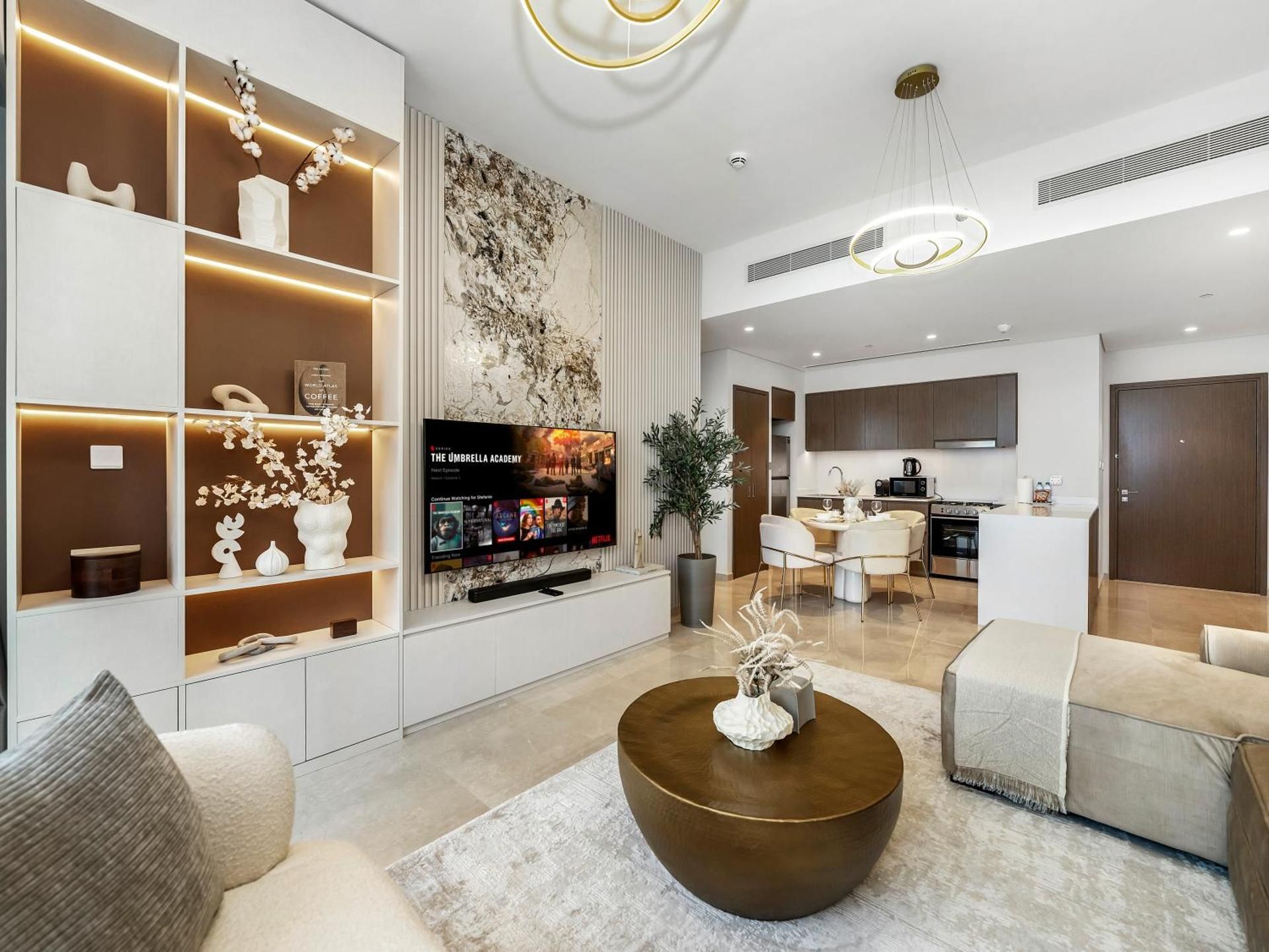 SmartStay at Grande Signature - Downtown Dubai City Views - Brand New Luxury Apartments