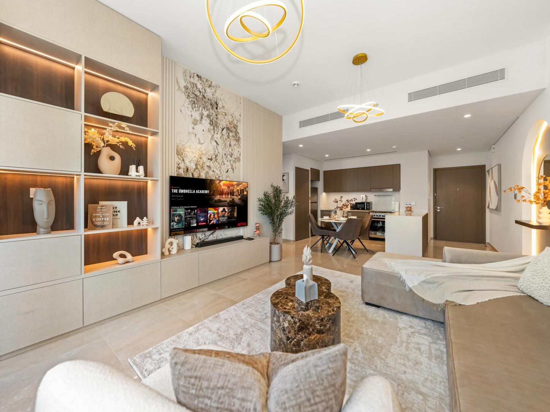 SmartStay at Grande Signature - Downtown Dubai City Views - Brand New Luxury Apartments