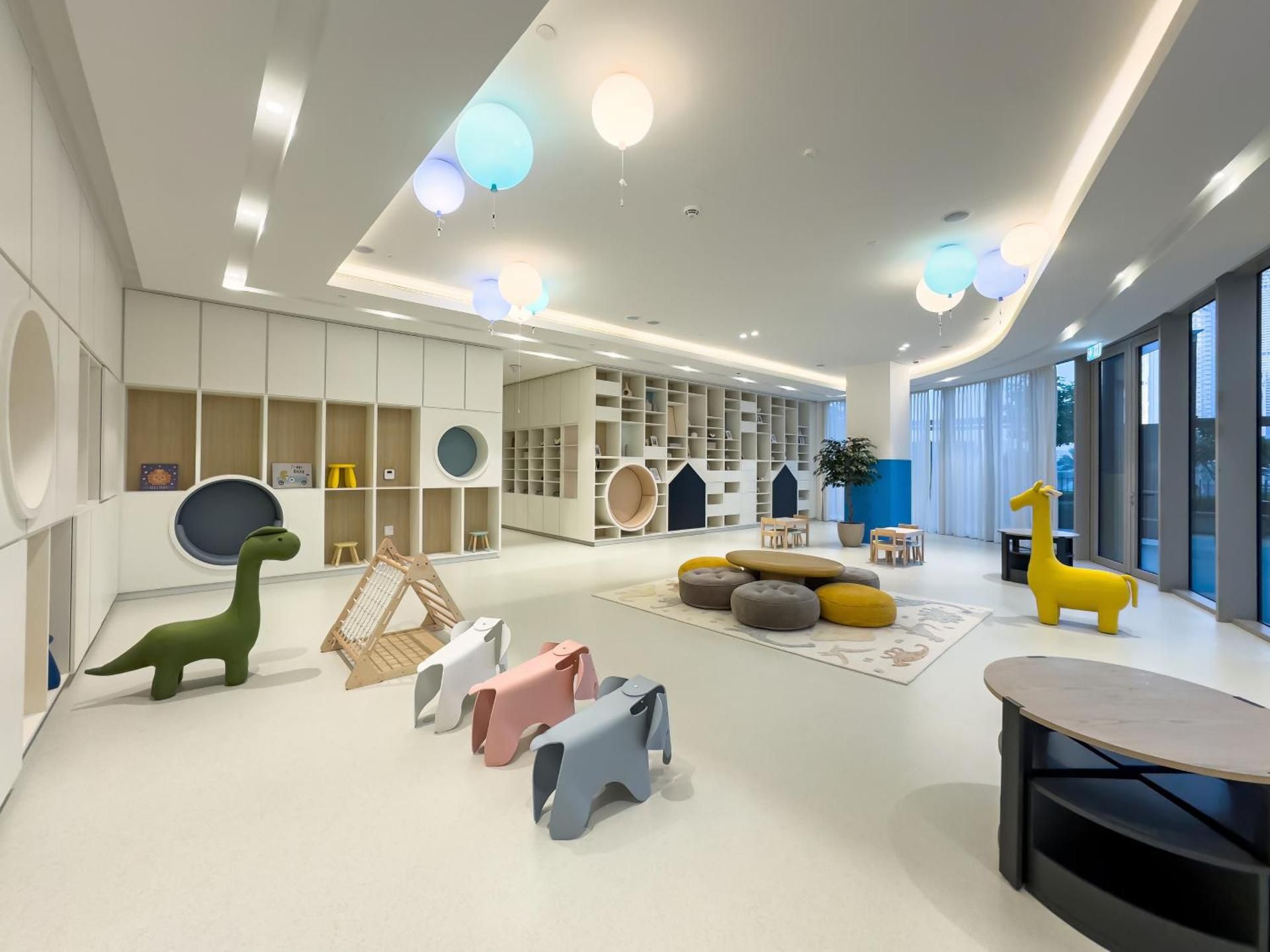 SmartStay at Grande Signature - Downtown Dubai City Views - Brand New Luxury Apartments
