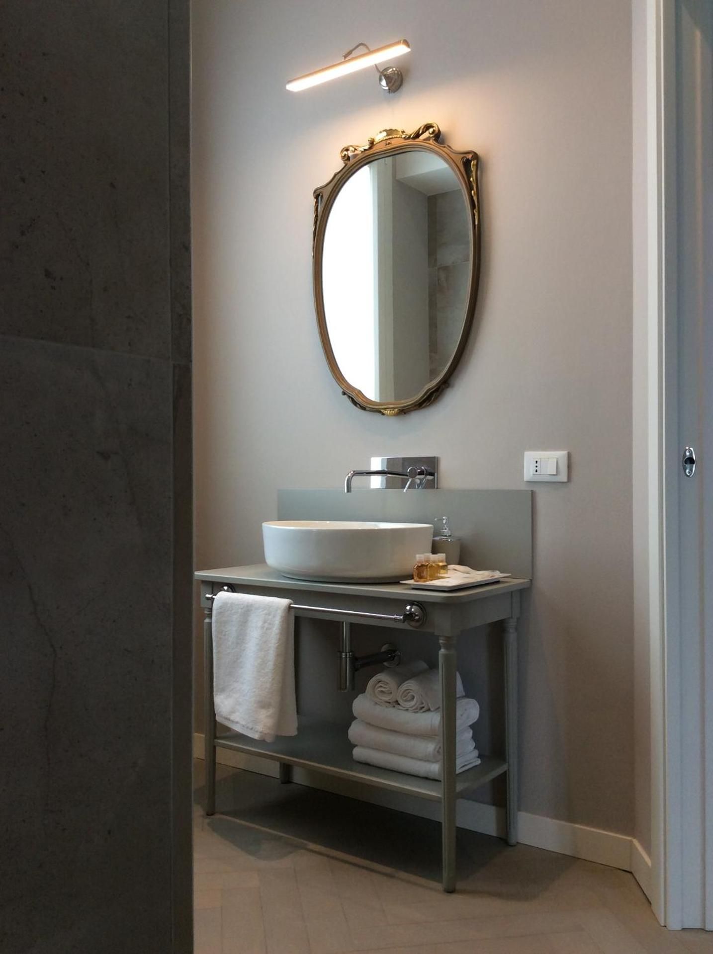 Villa Fiorentino Deluxe Double or Twin Room with Garden View 3